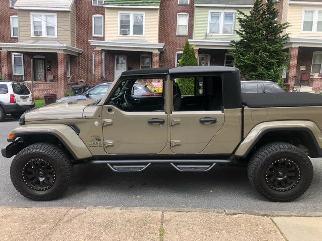 Jeep Gladiator First JT with OEM factory Halfdoors? jeep2-jpe