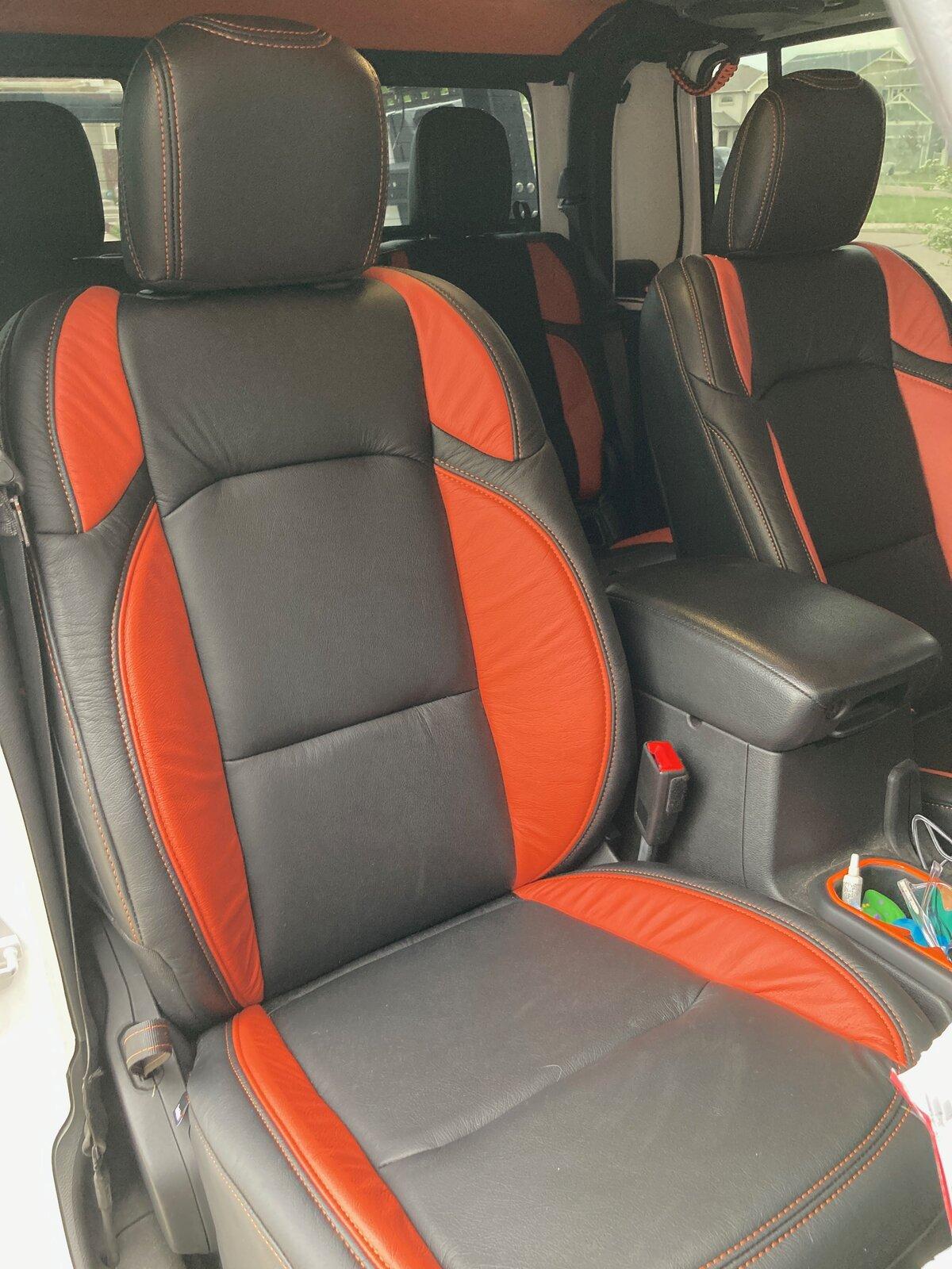 Jeep Gladiator Mojave orange mods straight on