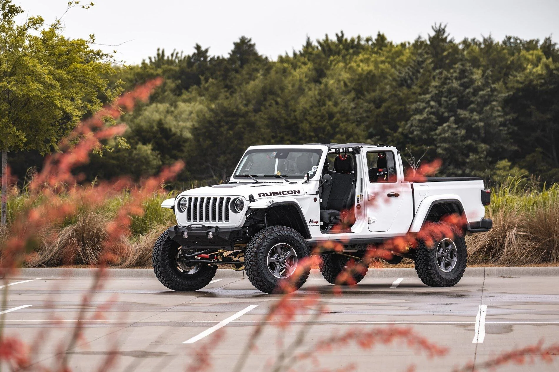 Jeep Gladiator Lets see all those Gladiators with lifts and bigger tires! AMX42161 (1)