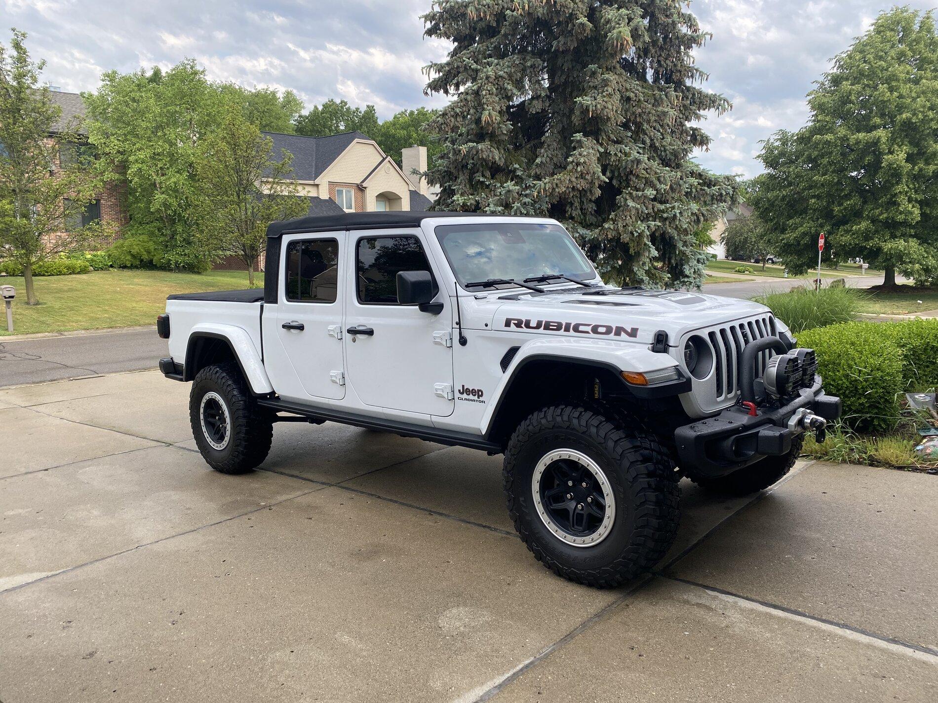 Jeep Gladiator Lets see all those Gladiators with lifts and bigger tires! 26C41461-CC88-4013-BA04-0337A9E82C37