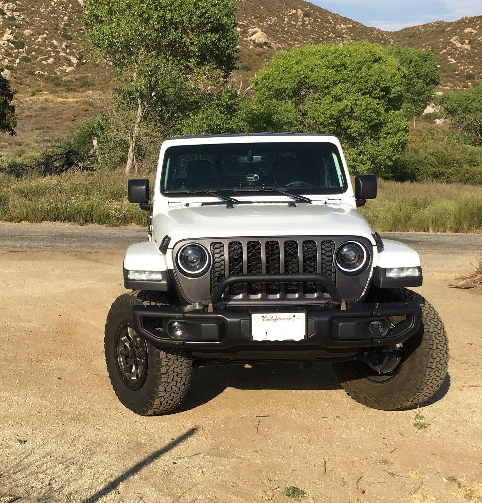 Jeep Gladiator What did you do TO your Gladiator today? [ADMIN WARNING: NO POLITICS, NO GUN TALK] bumper right no lic