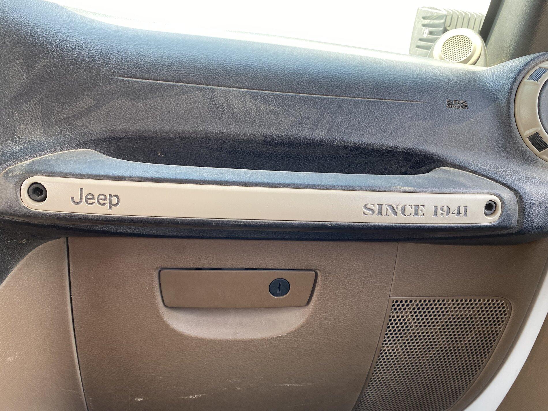 Jeep Gladiator "Accent color" trend? D43AA981-0B73-43FF-8E5D-D041CB4DEEF8