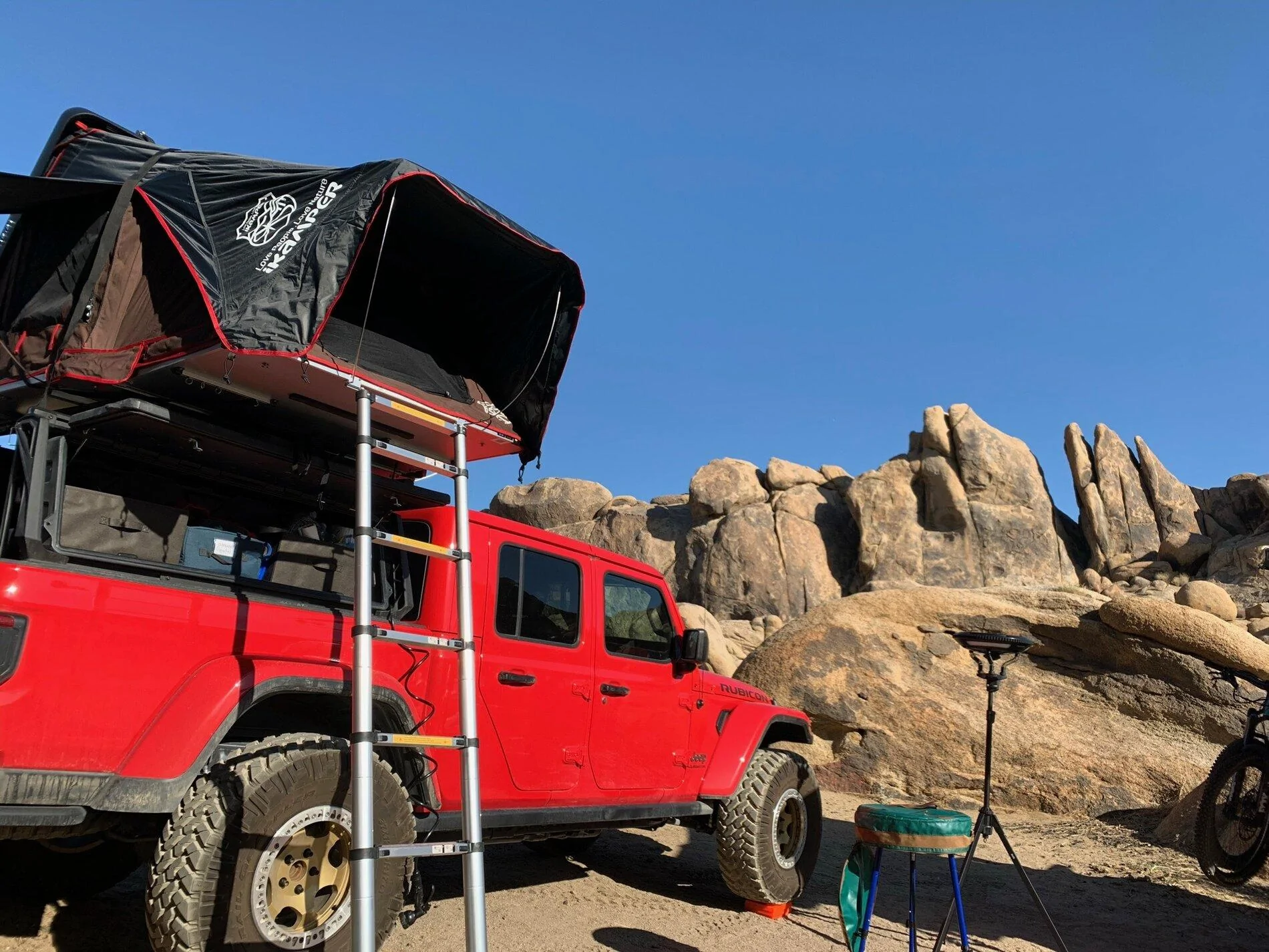 Jeep Gladiator RTT vs "Adventure" trailer IMG_6510