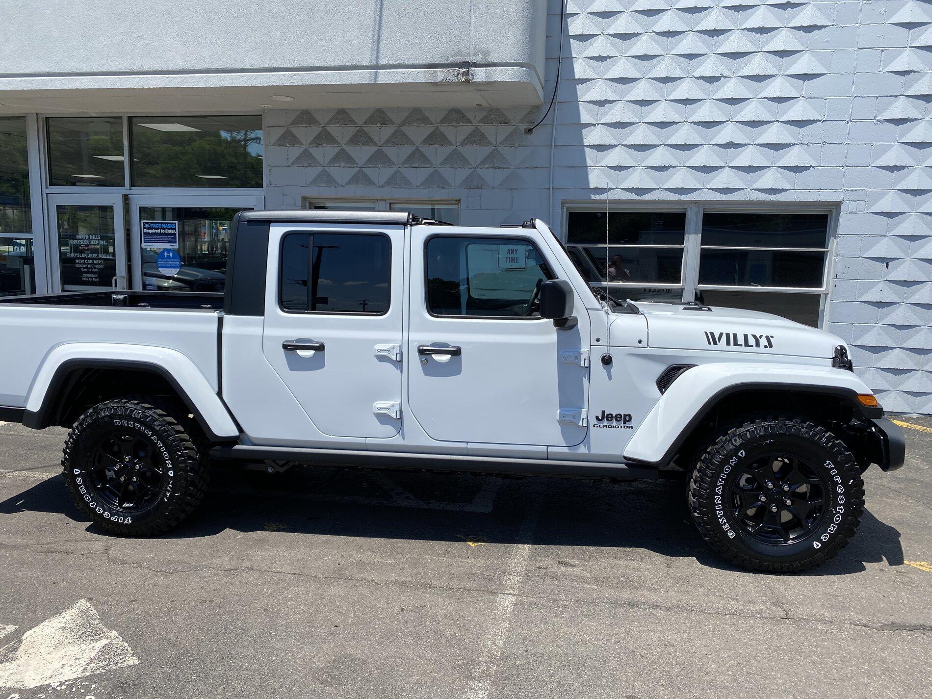 Jeep Gladiator WILLYS Edition Gladiator JT Club 64460588326__FAAA5839-E251-42DE-A4EE-217AA0B9B906.JPG