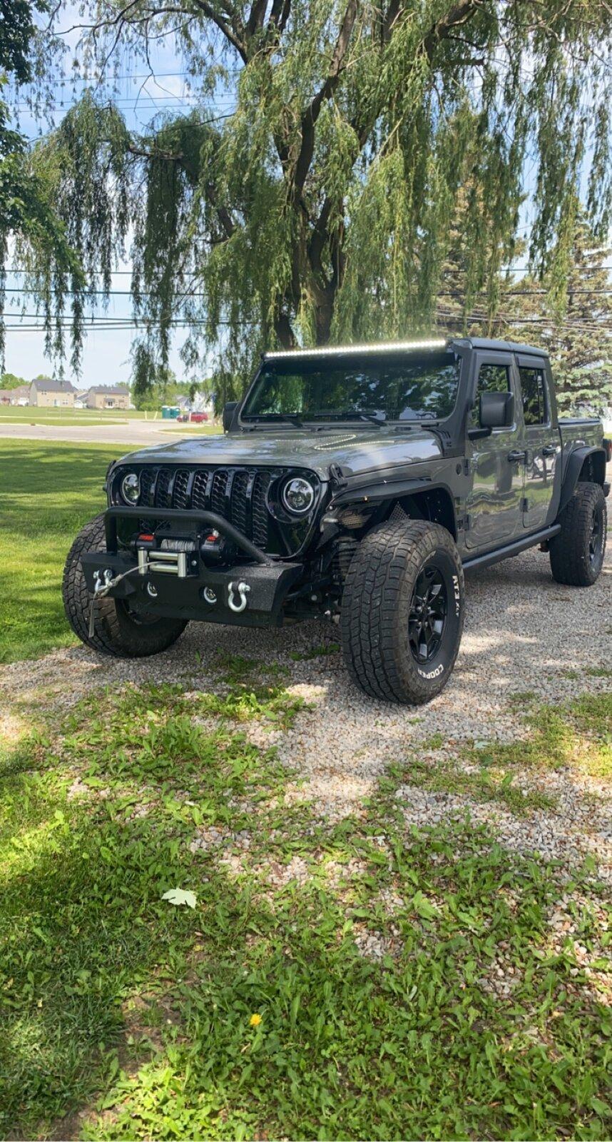 Jeep Gladiator WILLYS Edition Gladiator JT Club 34E1521F-A7A3-4FD3-9DCA-71FE3AD8975F