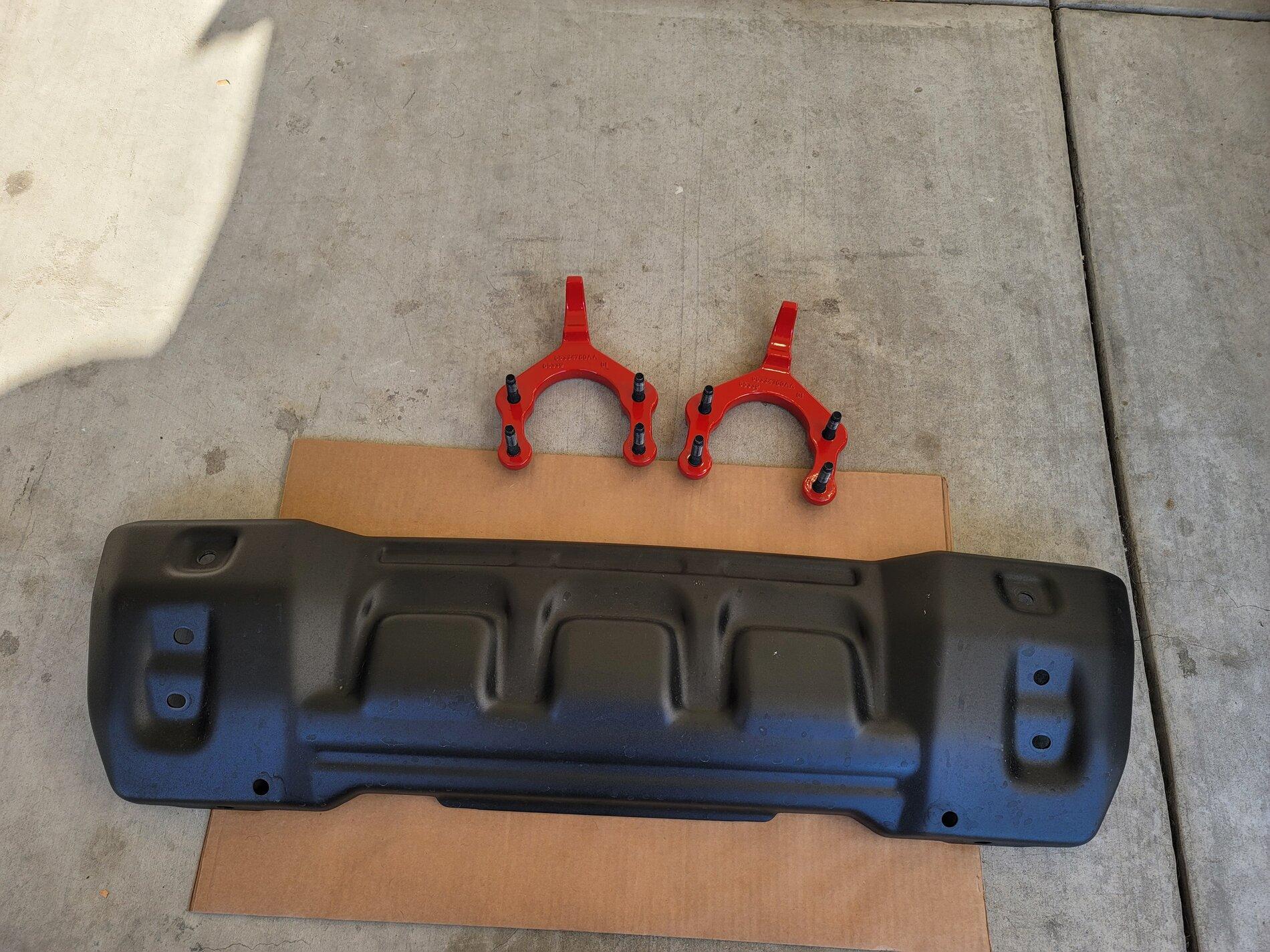 Jeep Gladiator Rubicon plastic bumper parts 20210613_181655