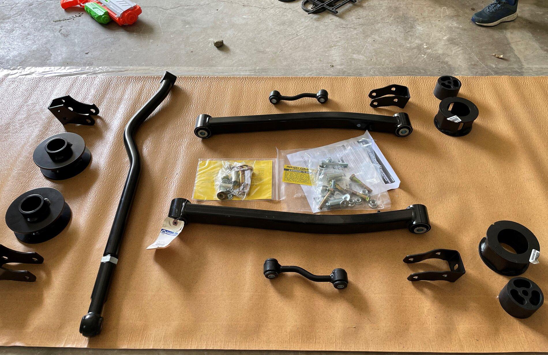 Jeep Gladiator Rough Country/Iron Rock 2.5"/2.0" combo lift install w/pics 20210616_173034145_iOS (2)