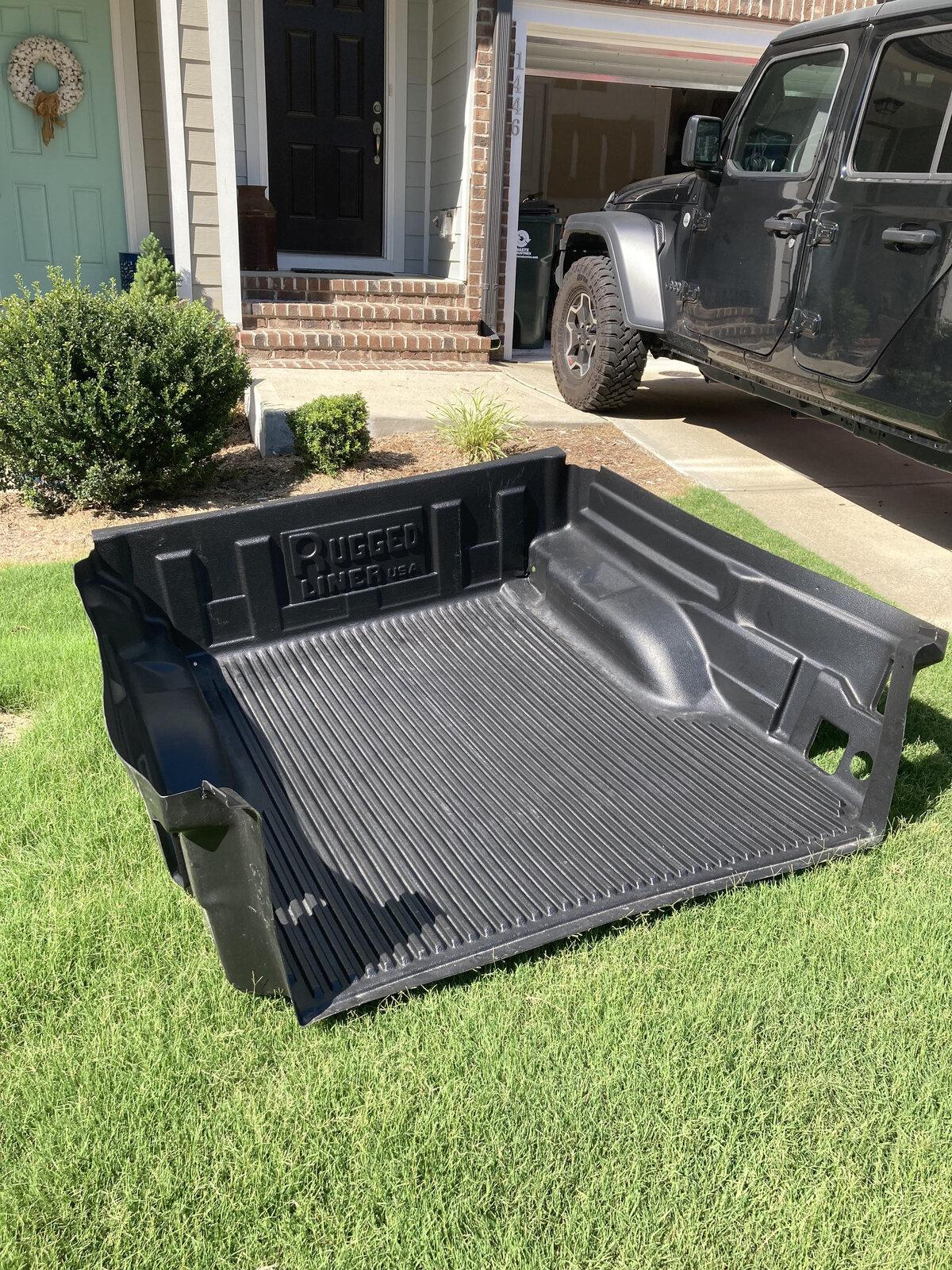 Jeep Gladiator Rugged Liner bed liner FullBed