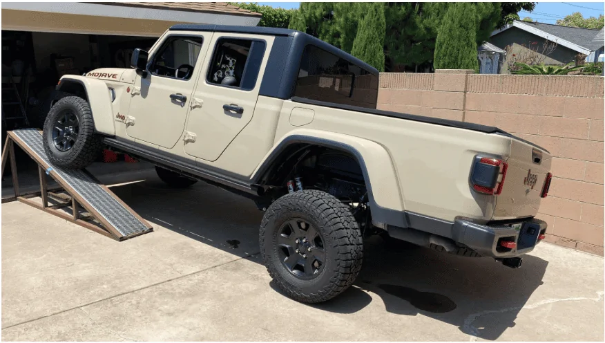 Jeep Gladiator Gladiator Expedition Rigs Screen Shot 2021-06-17 at 6.39.34 AM