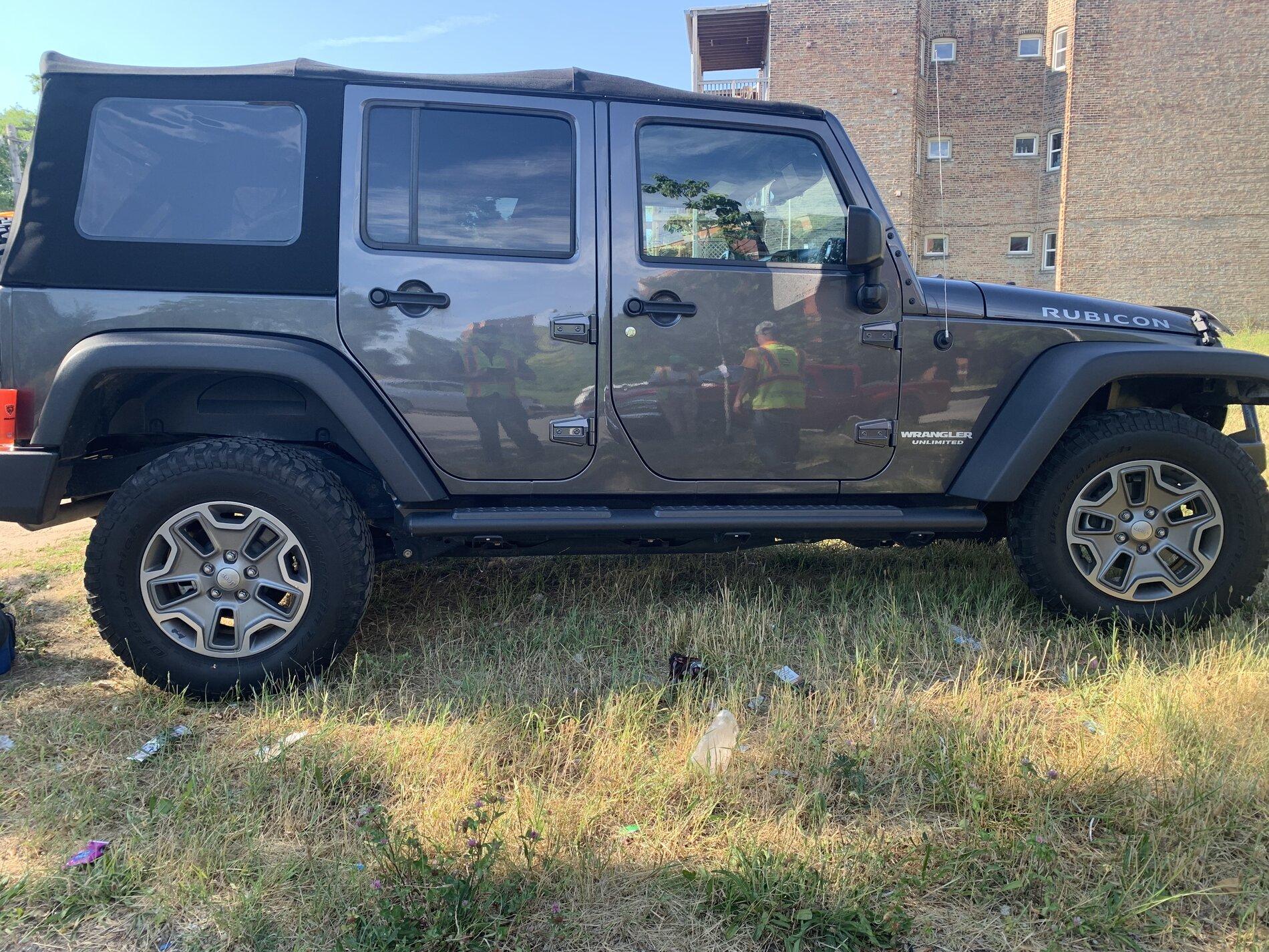 Jeep Gladiator $500 Rubicon Wheels BFGoodrich M/T 6B148E55-A1D3-43EB-9597-F031F8333E1E