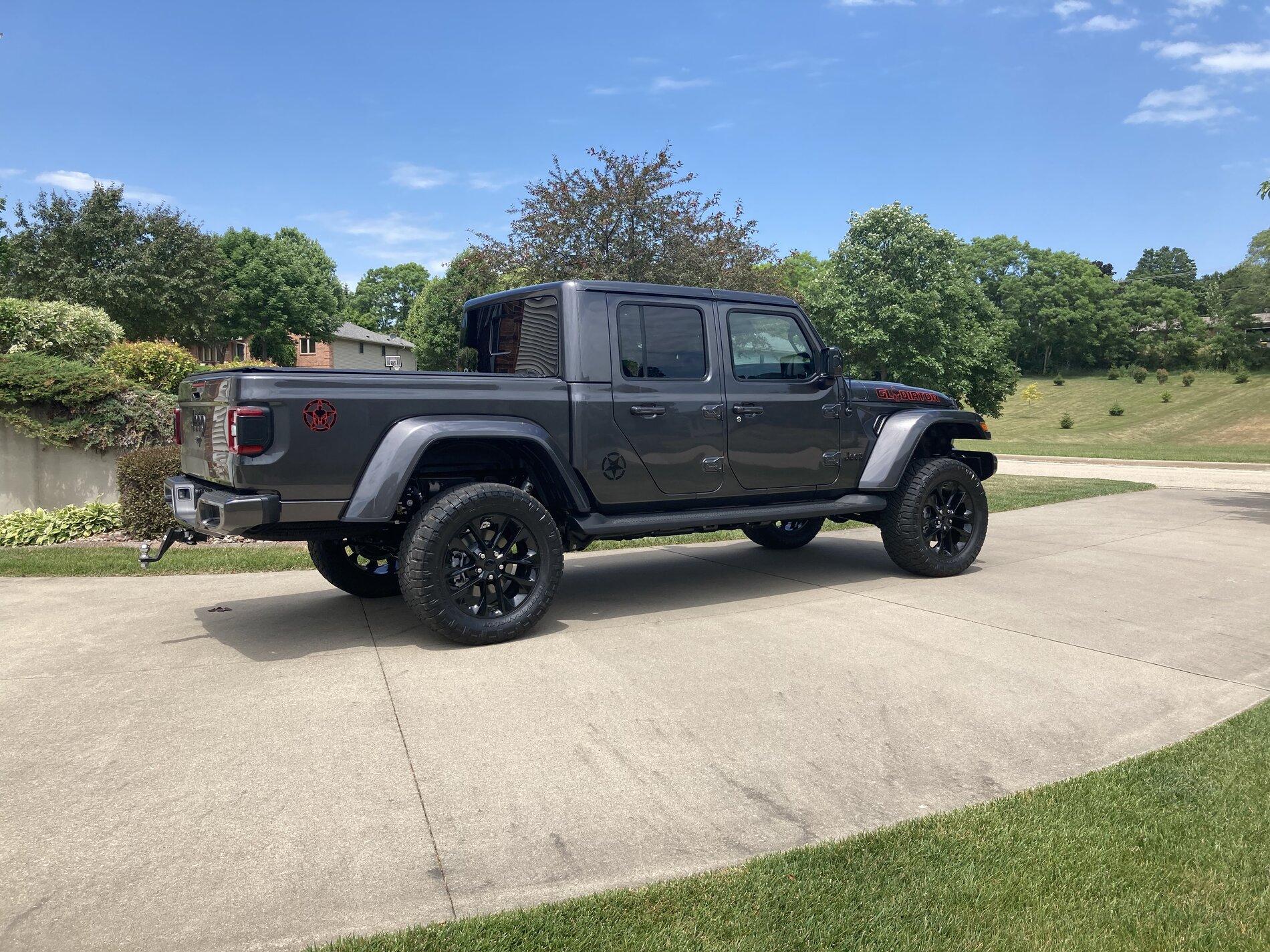 Jeep Gladiator GRANITE CRYSTAL JT Gladiator Club DE76C13A-CD44-4815-B8C4-12C987126976