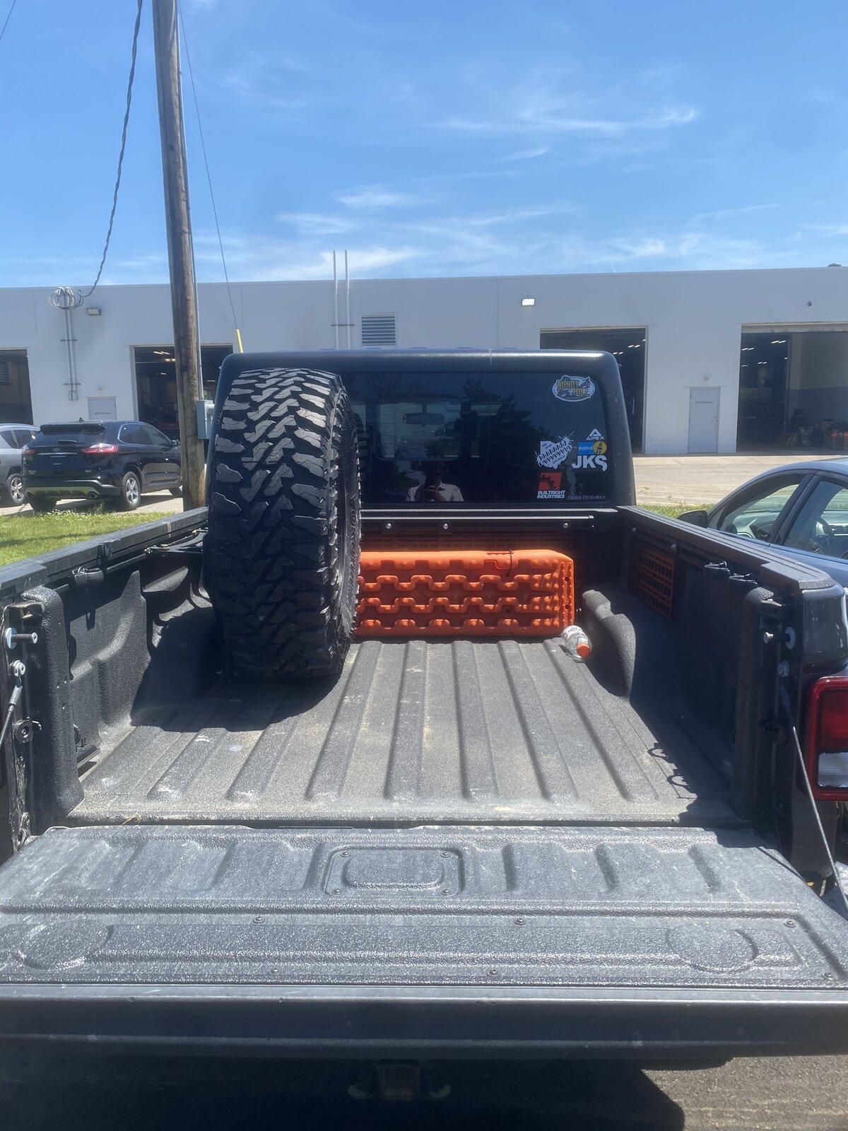 Jeep Gladiator Bed Accessories 09BD65F7-62EC-4353-AED9-8666C3EC173A