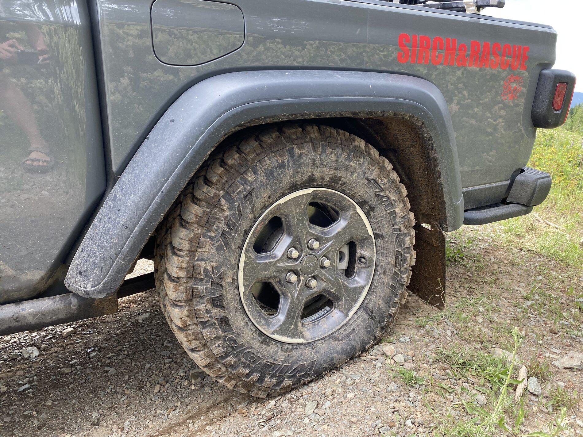 Jeep Gladiator Gladiator Expedition Rigs 1A368DCE-F02F-4384-ABB7-C5E7A7F97241