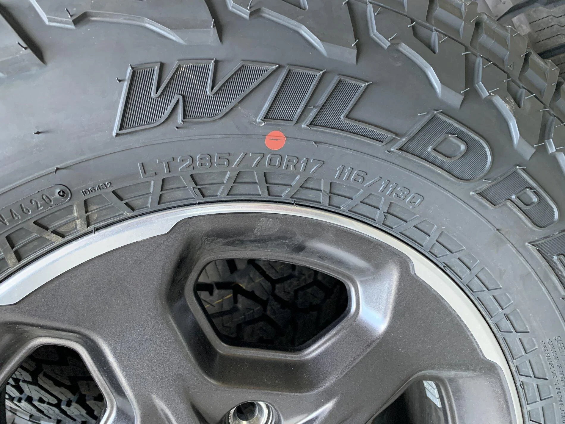 Jeep Gladiator JTRD wheel & tire take offs FD36C4BB-F682-477A-8E78-CAD91A0DB0FD