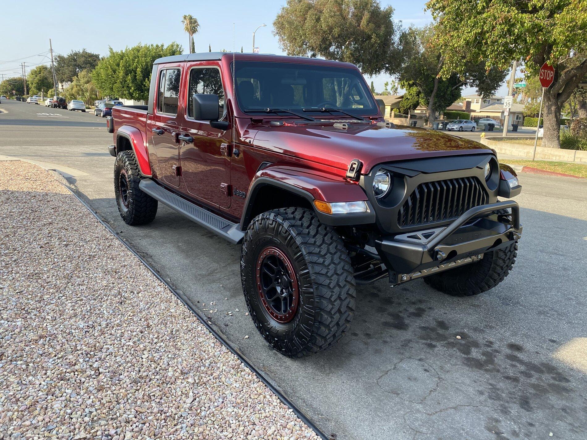 Jeep Gladiator Sport S 2021 Build. First jeep ever so I’m learning D9D9F1A2-759D-4A53-B10E-2E8D3886A34E