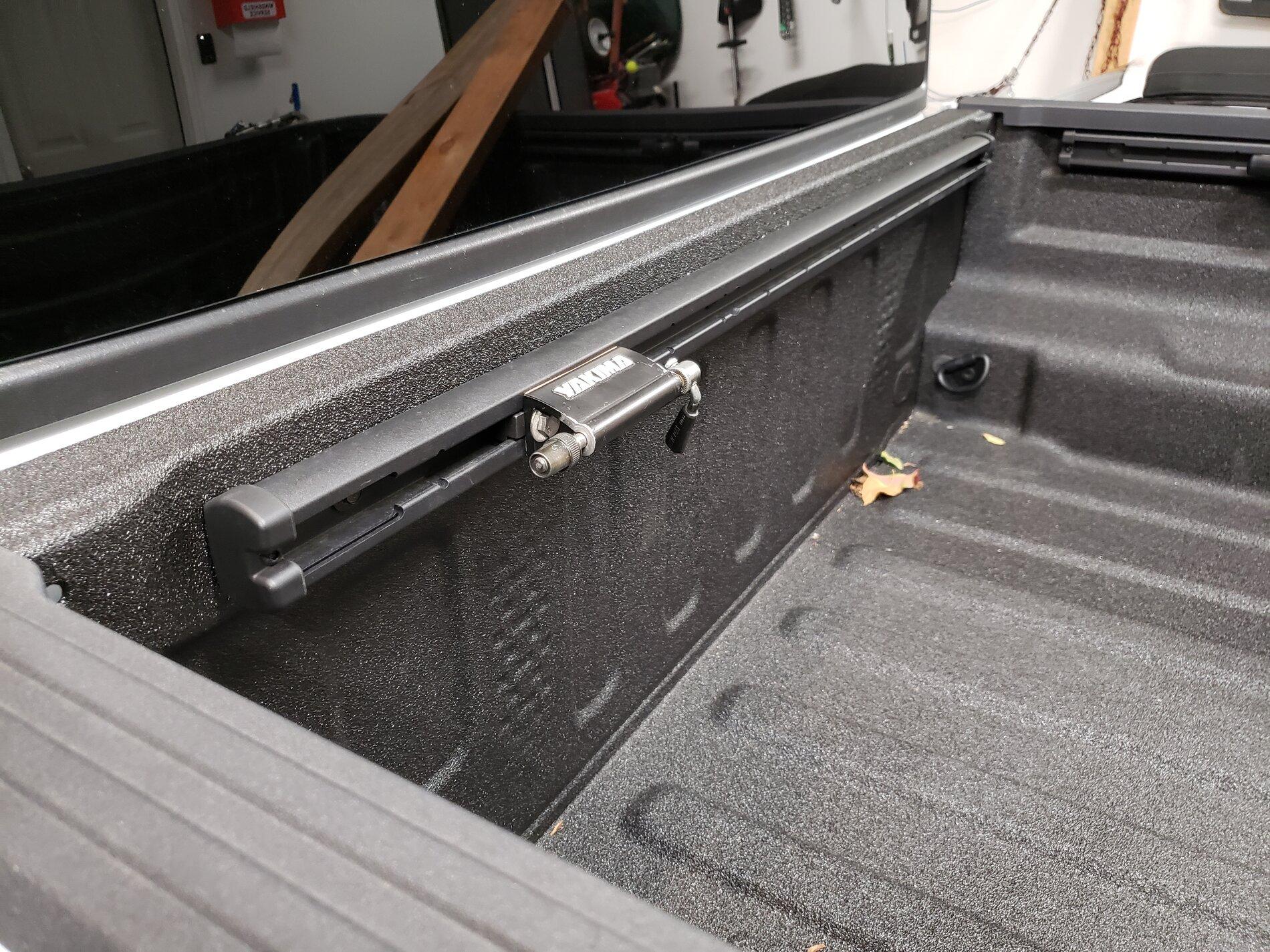Jeep Gladiator Cheap bike rack 20191108_211954