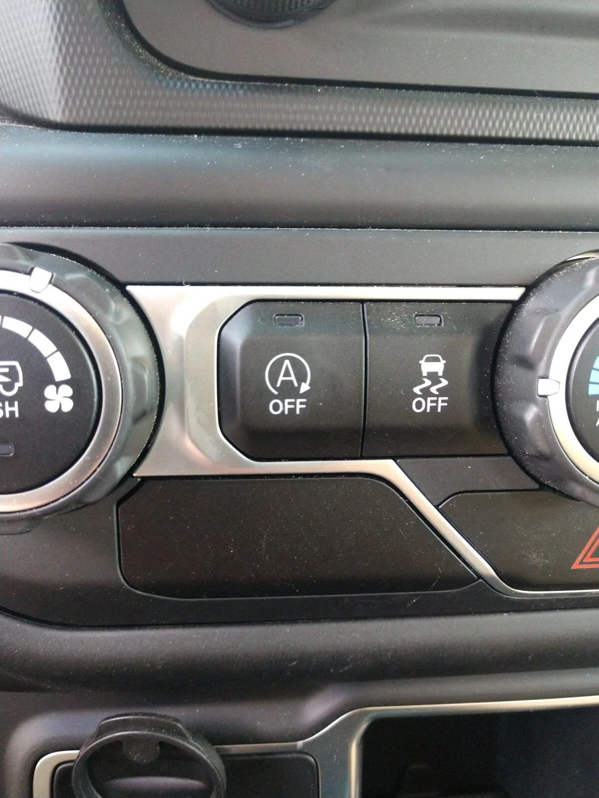 Jeep Gladiator Normal for auto stop/start to activate when shifting from drive to reverse? IMG_20210620_132948712