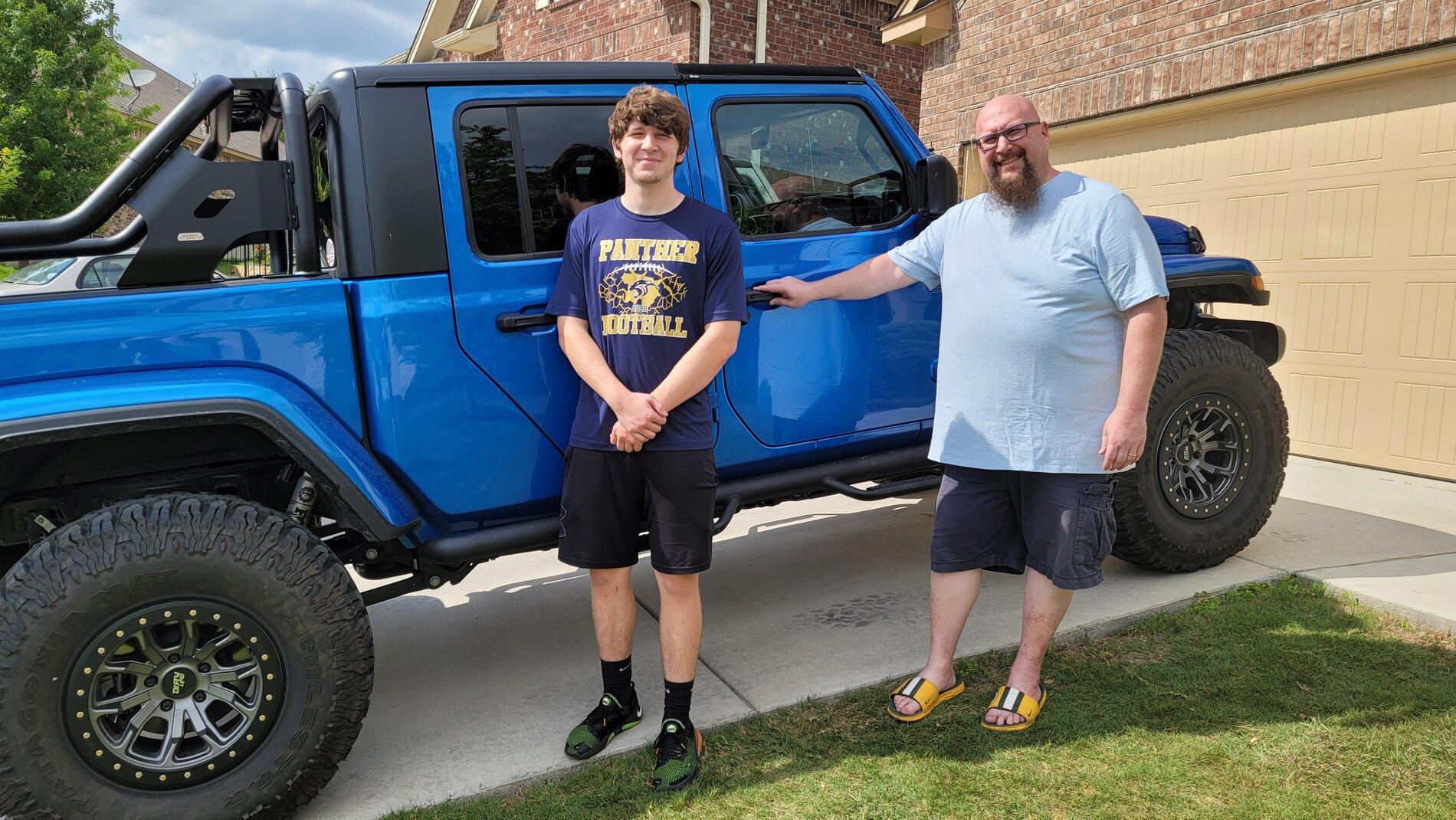 Jeep Gladiator Garzilla 2.0 - 2021 Hydro Blue - Are you not entertained? 20210620_165833