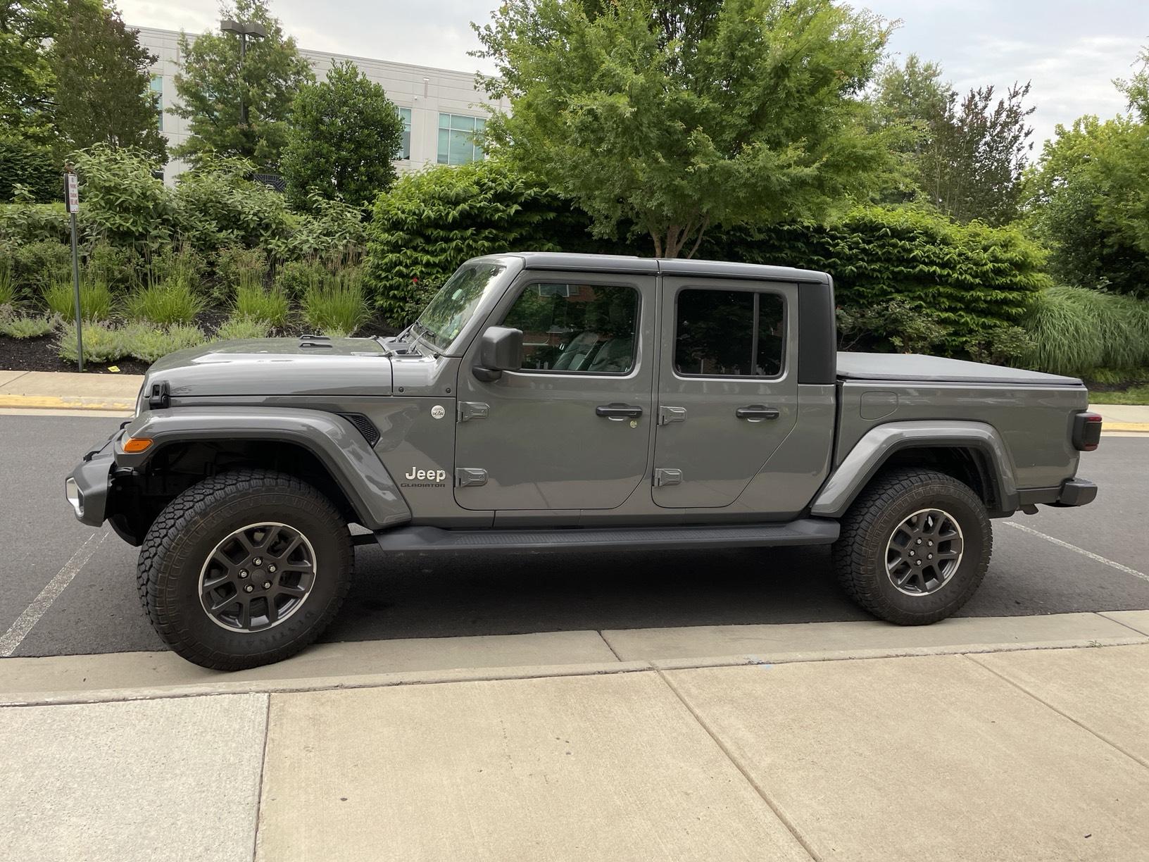 Jeep Gladiator Swapped 2020 Overland for 2021 Mojave E579B01E-7741-449C-8717-FF3BD35413C1