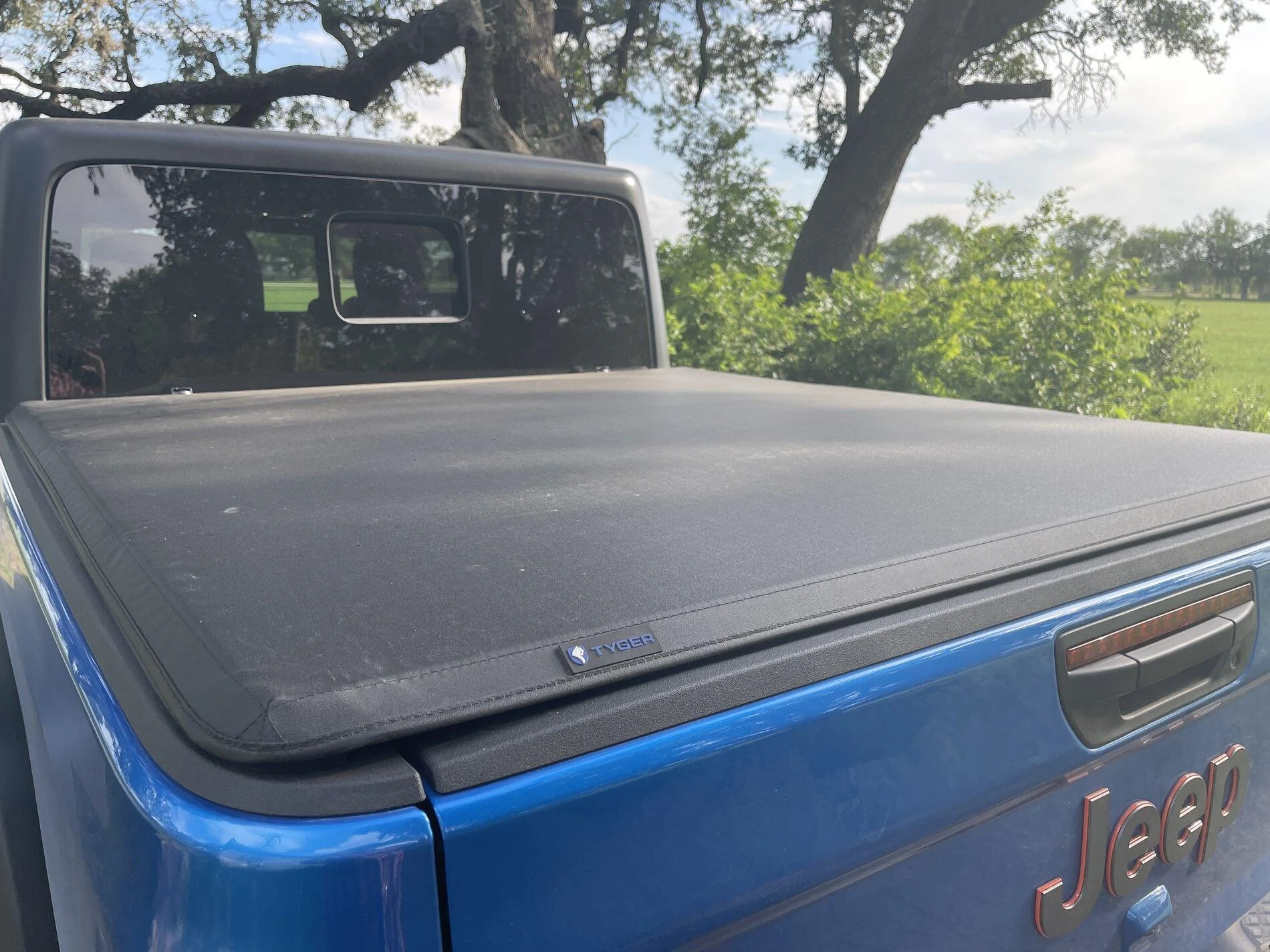 Jeep Gladiator John#21’s Hydro Blue Mojave 73D34156-34B6-4A7B-BB88-65D1E431D7FC