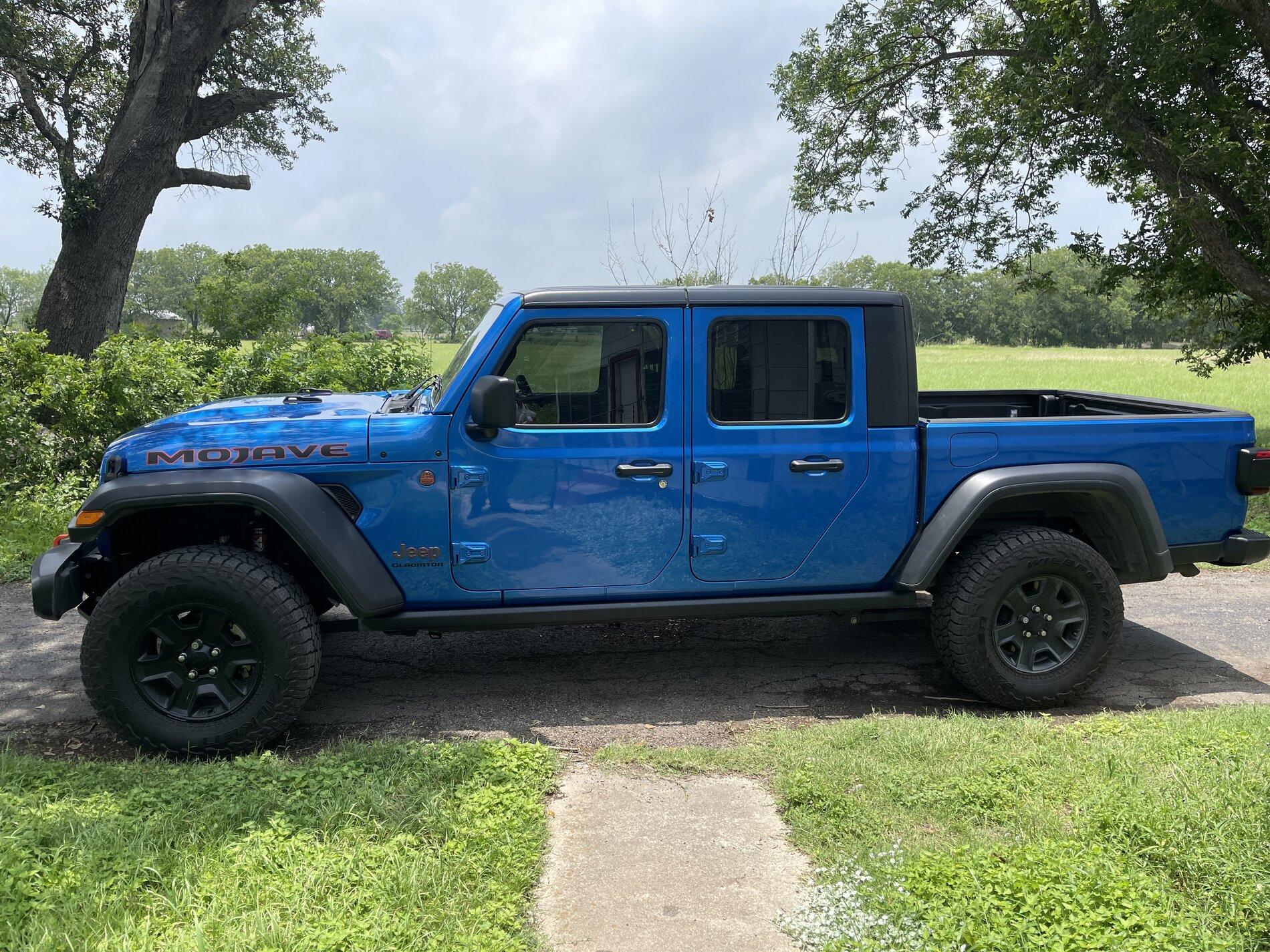 Jeep Gladiator John#21’s Hydro Blue Mojave C05D352E-2DEC-4CE7-BC60-25A660B482E3