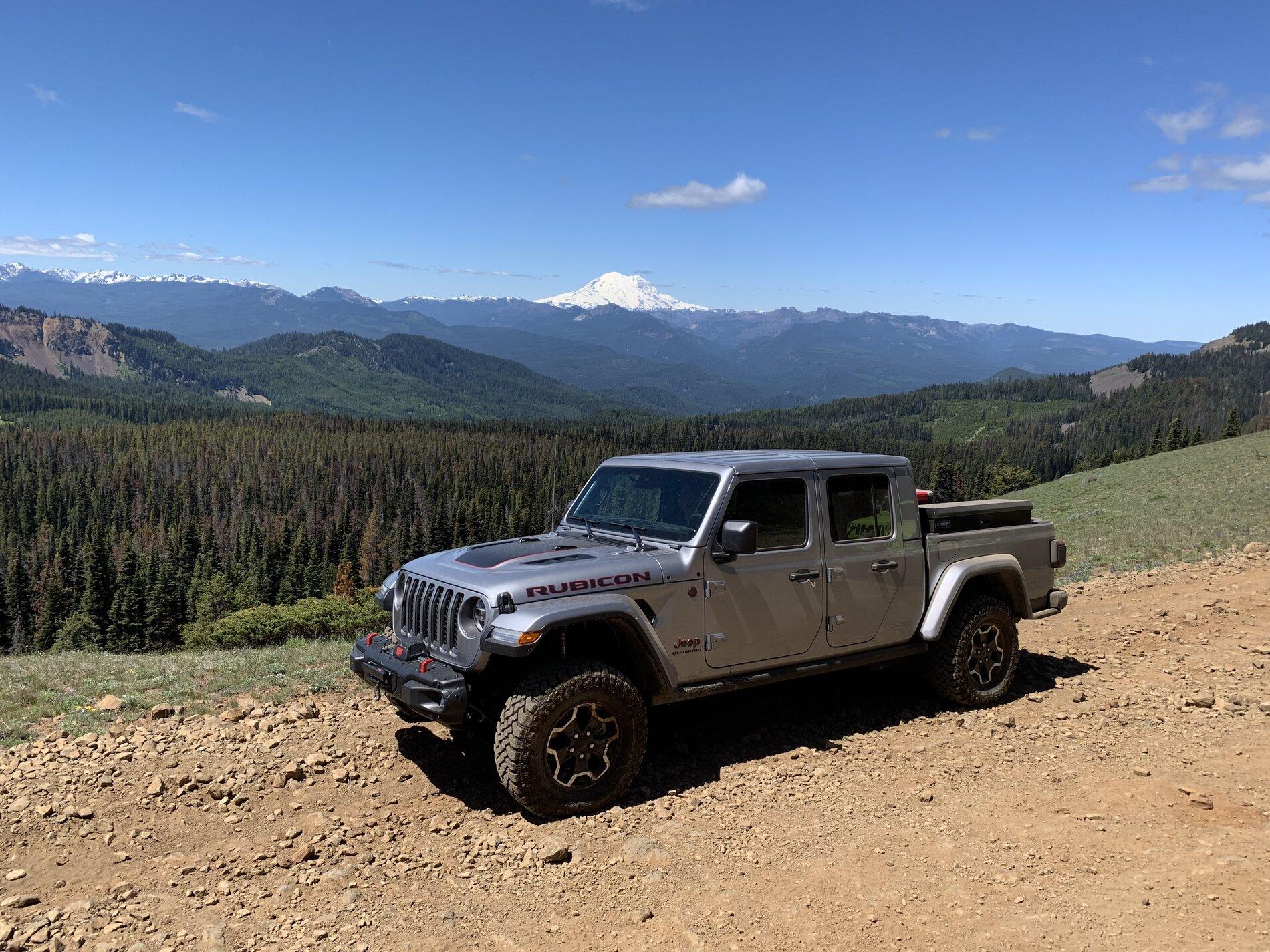 Jeep Gladiator WA, Little Naches area with a JT IMG_2059.JPG