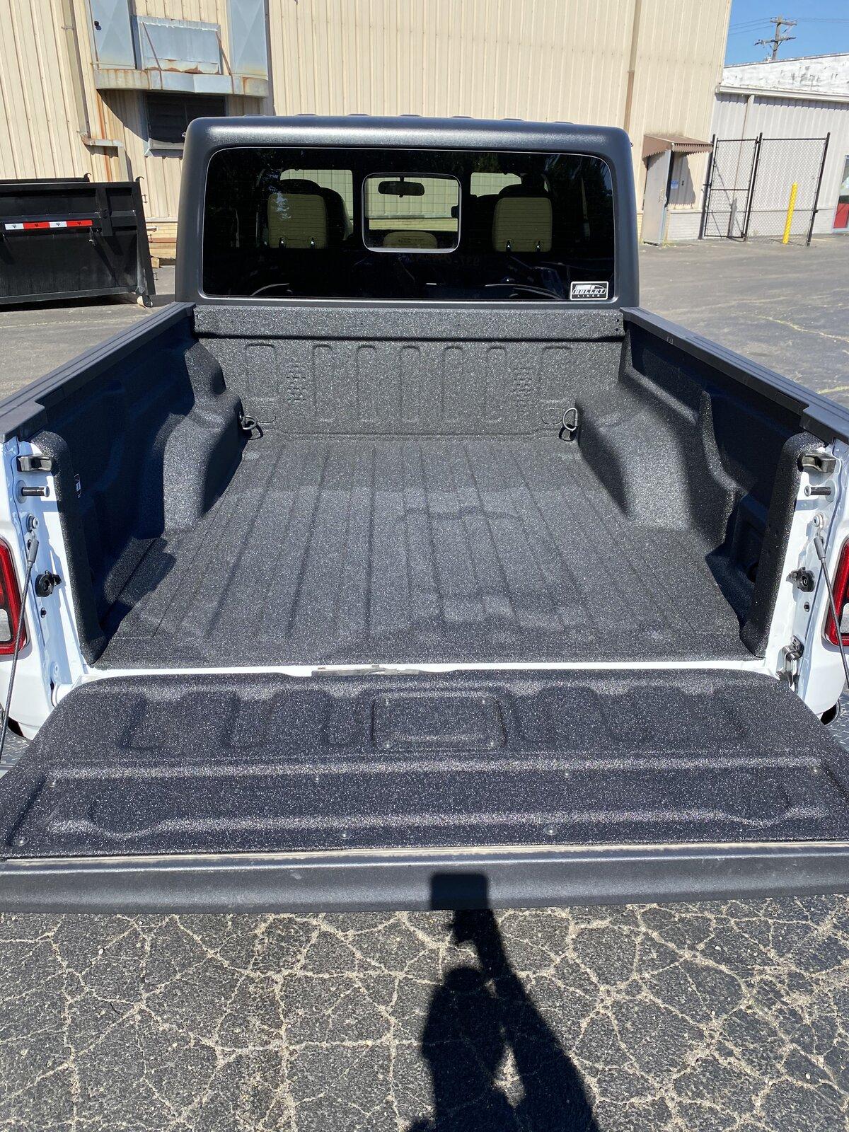 Jeep Gladiator Bed Liners DEA0ED21-30DC-4BF2-95A0-13C467FE2462