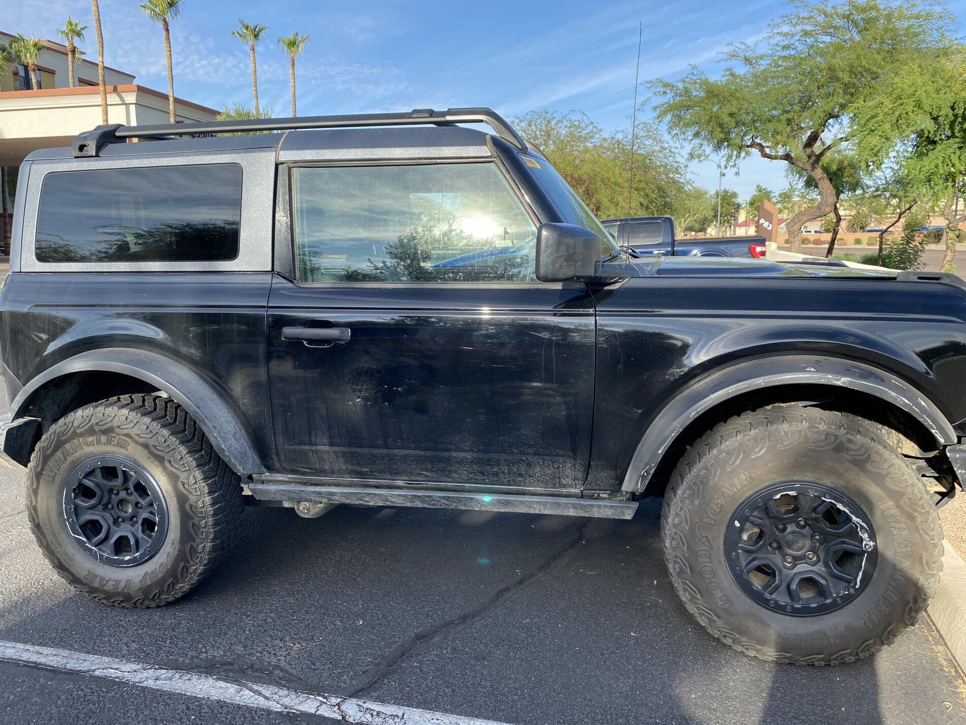 Jeep Gladiator Bronco looks legit F5BA9293-93B8-4323-AE71-823F05E9E8D6
