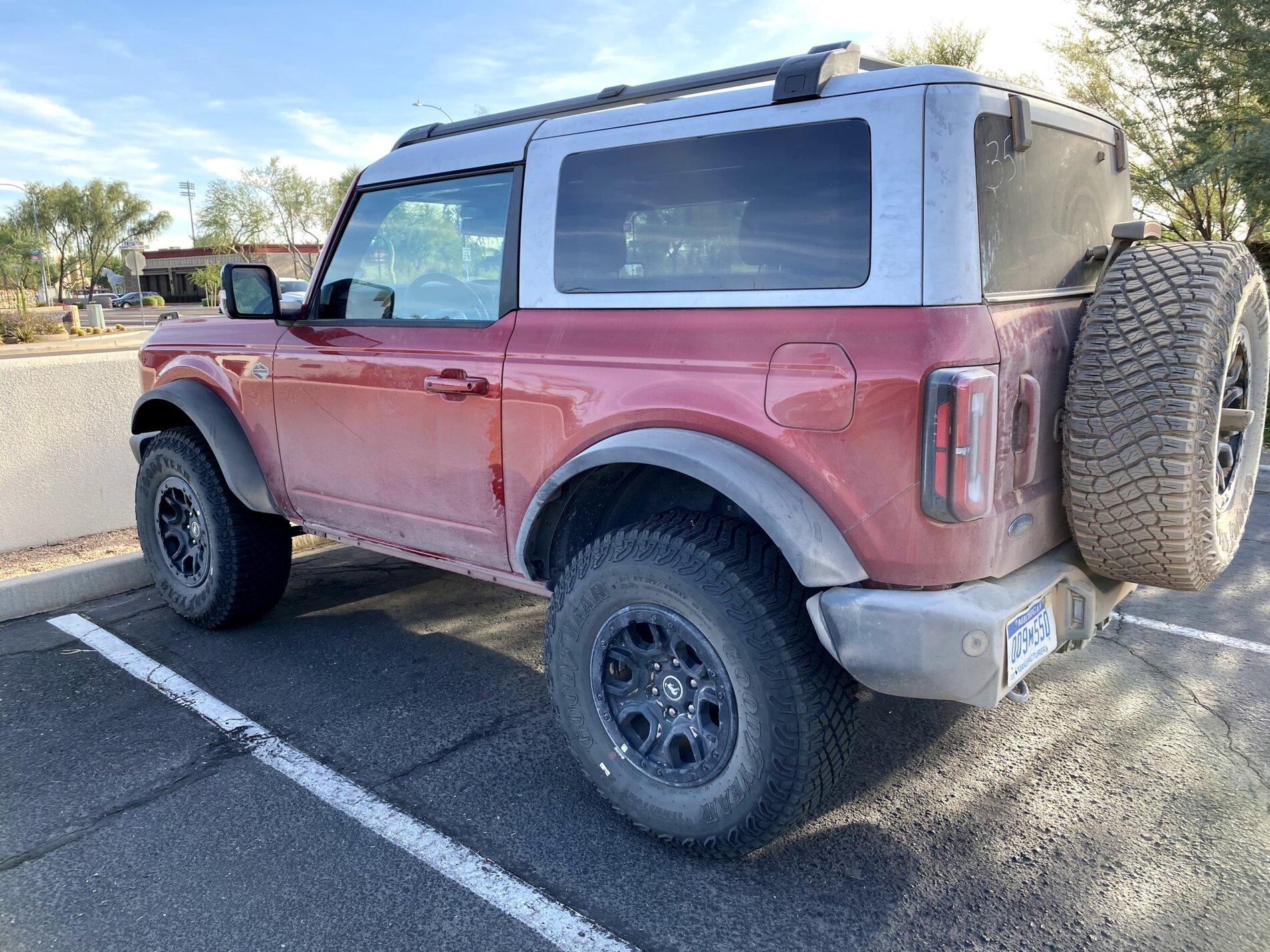 Jeep Gladiator Bronco looks legit 60C06D9B-46D5-461C-B851-4E2500CD3EB4