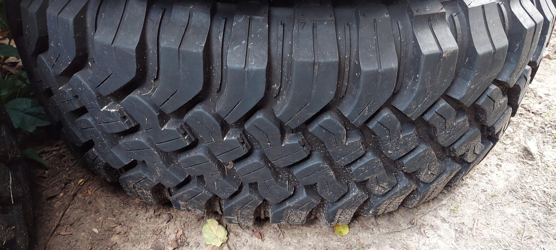Jeep Gladiator 35X12.5XR17 Falken Wildpeak M/T 20210621_181926