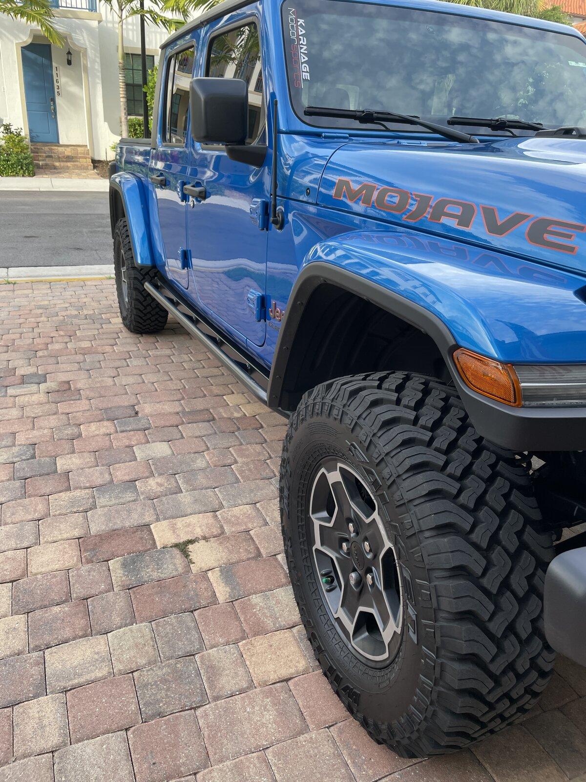 Jeep Gladiator First “real” mods to the Moe Jave F89194C2-0DAF-4B1B-B373-DC73226B1D52