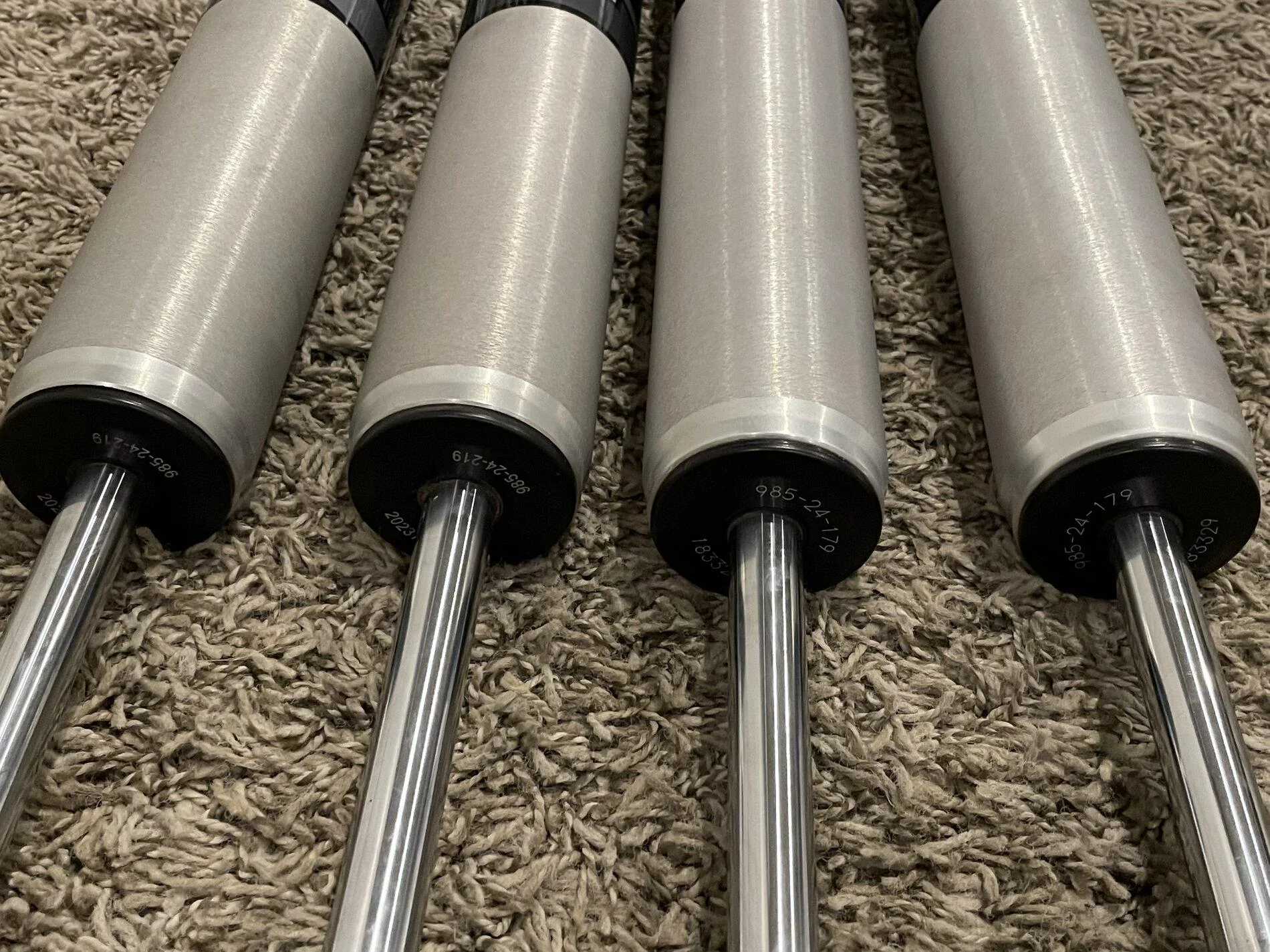 Jeep Gladiator Jeep 2.0 Performance Series shocks 19AE1287-F82C-49F8-987A-AC5D9C07882E