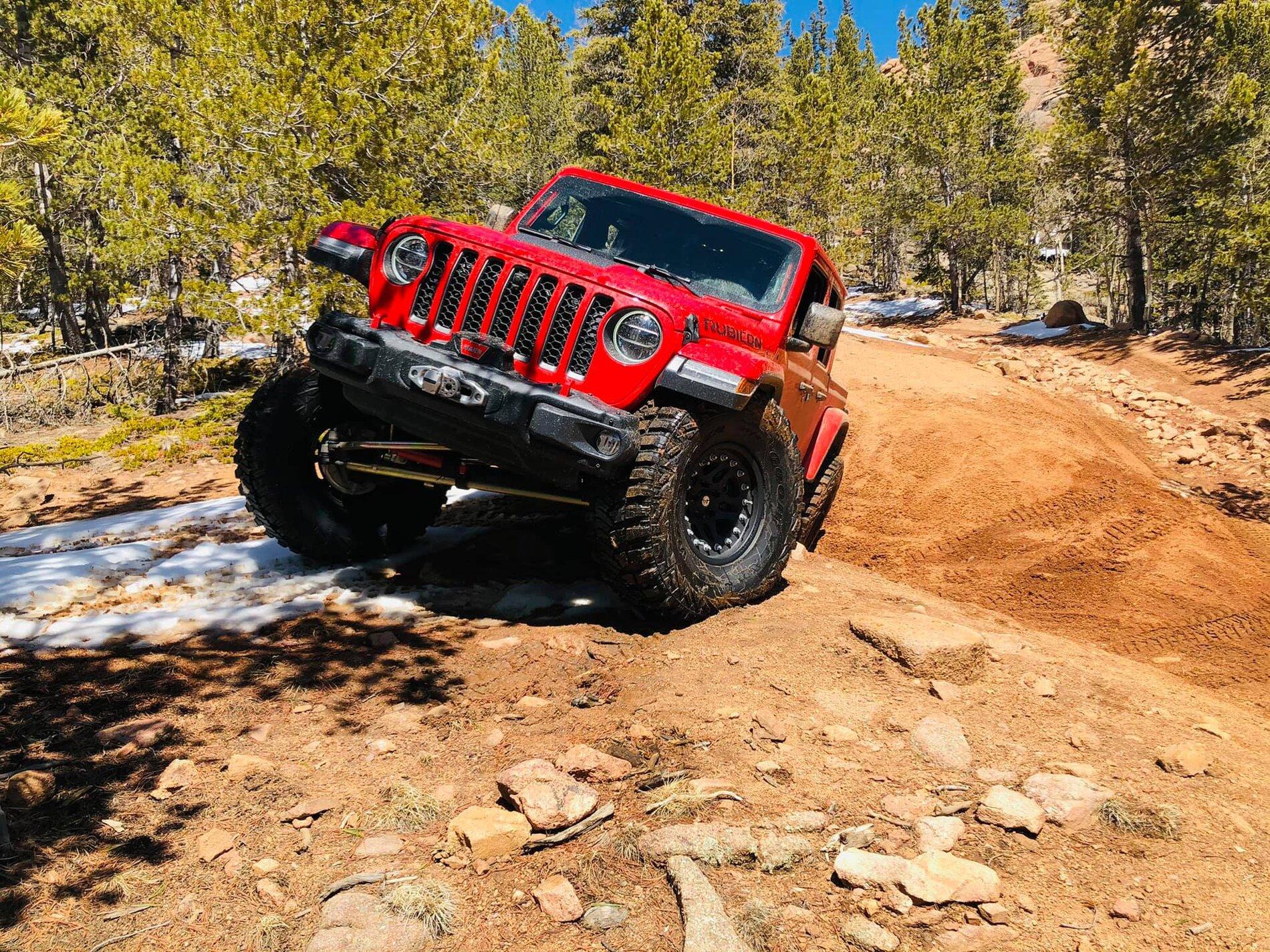 Jeep Gladiator Lets see all those Gladiators with lifts and bigger tires! 168994015_10217406818793348_6291667335024007724_n