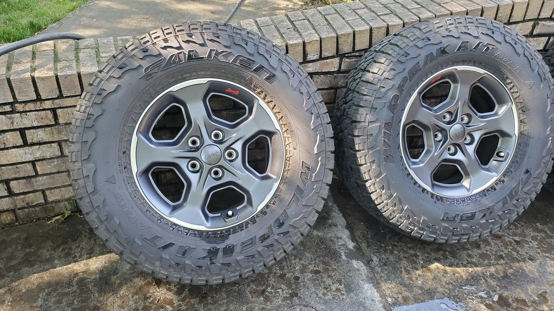 Jeep Gladiator 2020 Rubicon Take Offs, Set of four (4) - 17" Granite Crystal Wheels with Falken AT 33s (LT285/70R17) 20210619_164031