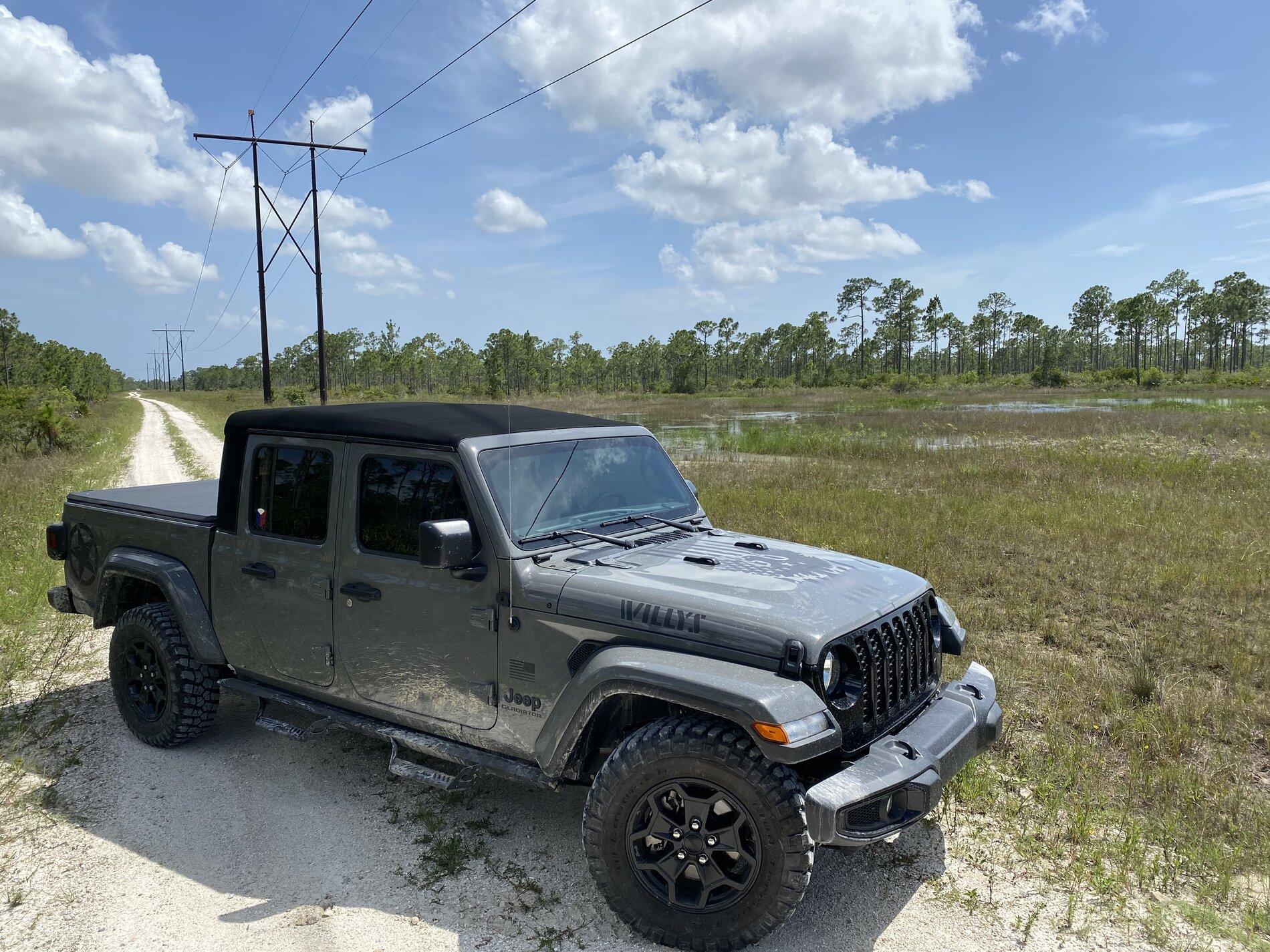 Jeep Gladiator Help with side step selection C49AA9FA-B669-4673-AAB7-645670831FE3