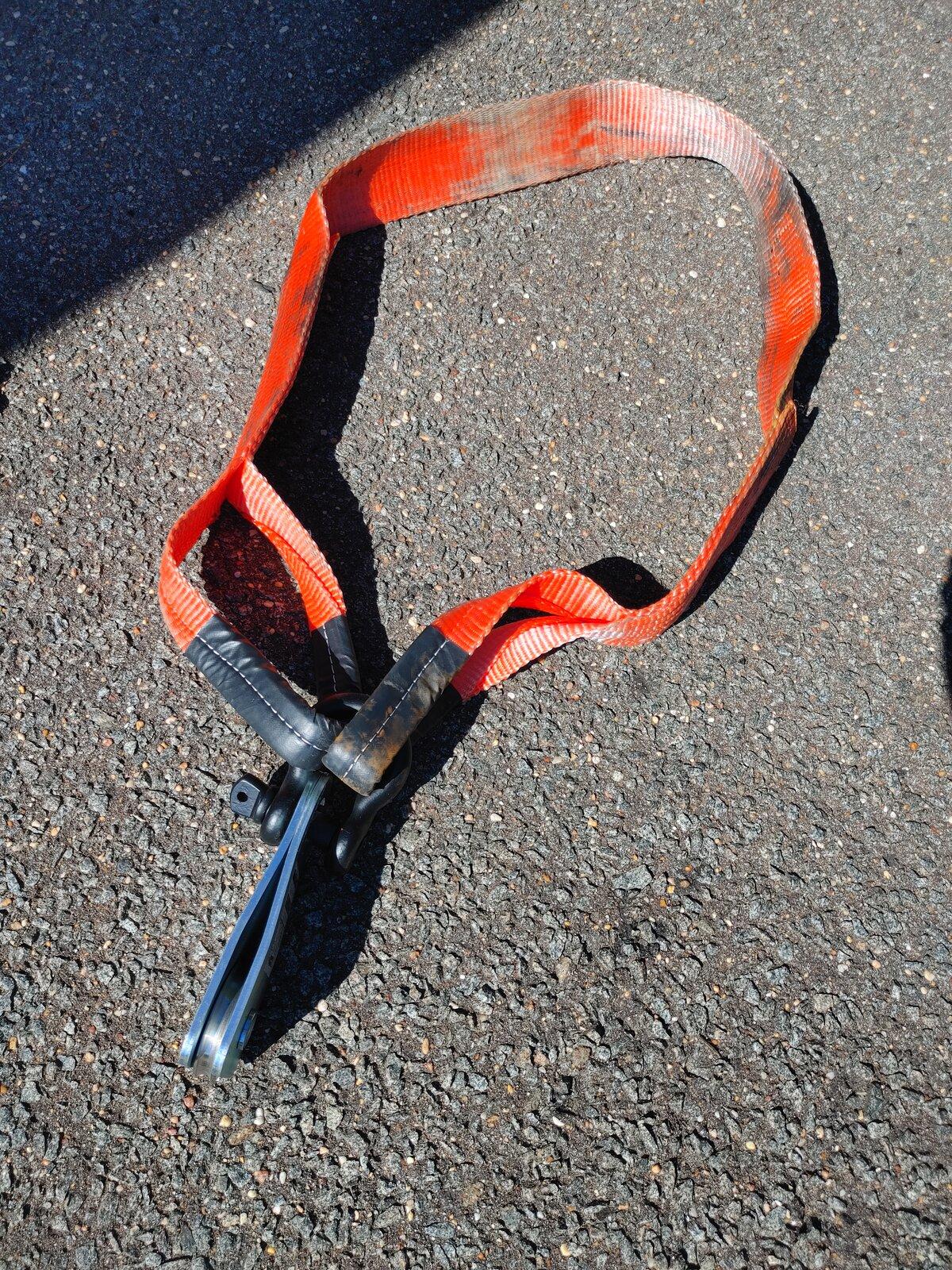 Jeep Gladiator Recover Straps Vs. Rope 0623211615_HDR