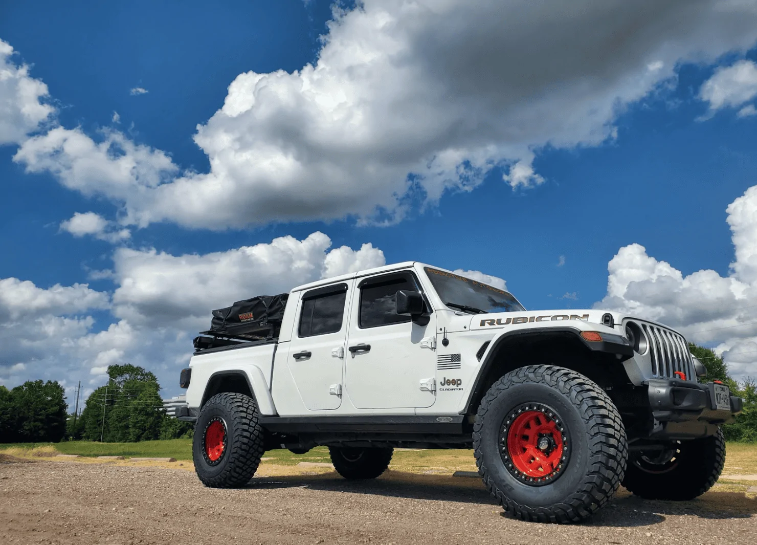 Jeep Gladiator KMC Machetes & BFG KM3s 1624546770458
