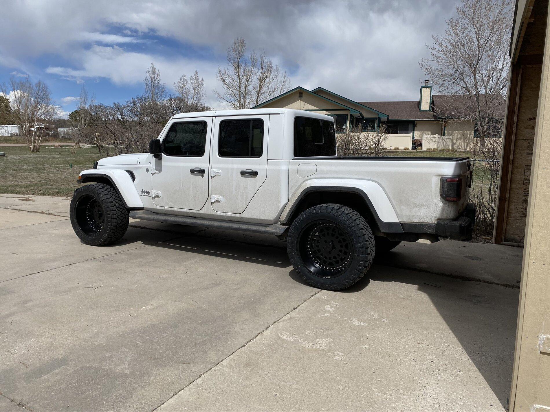 Jeep Gladiator Arkon Triumph 22x12 with tires 46921EAC-C552-4949-AF06-BCD158AC76E1