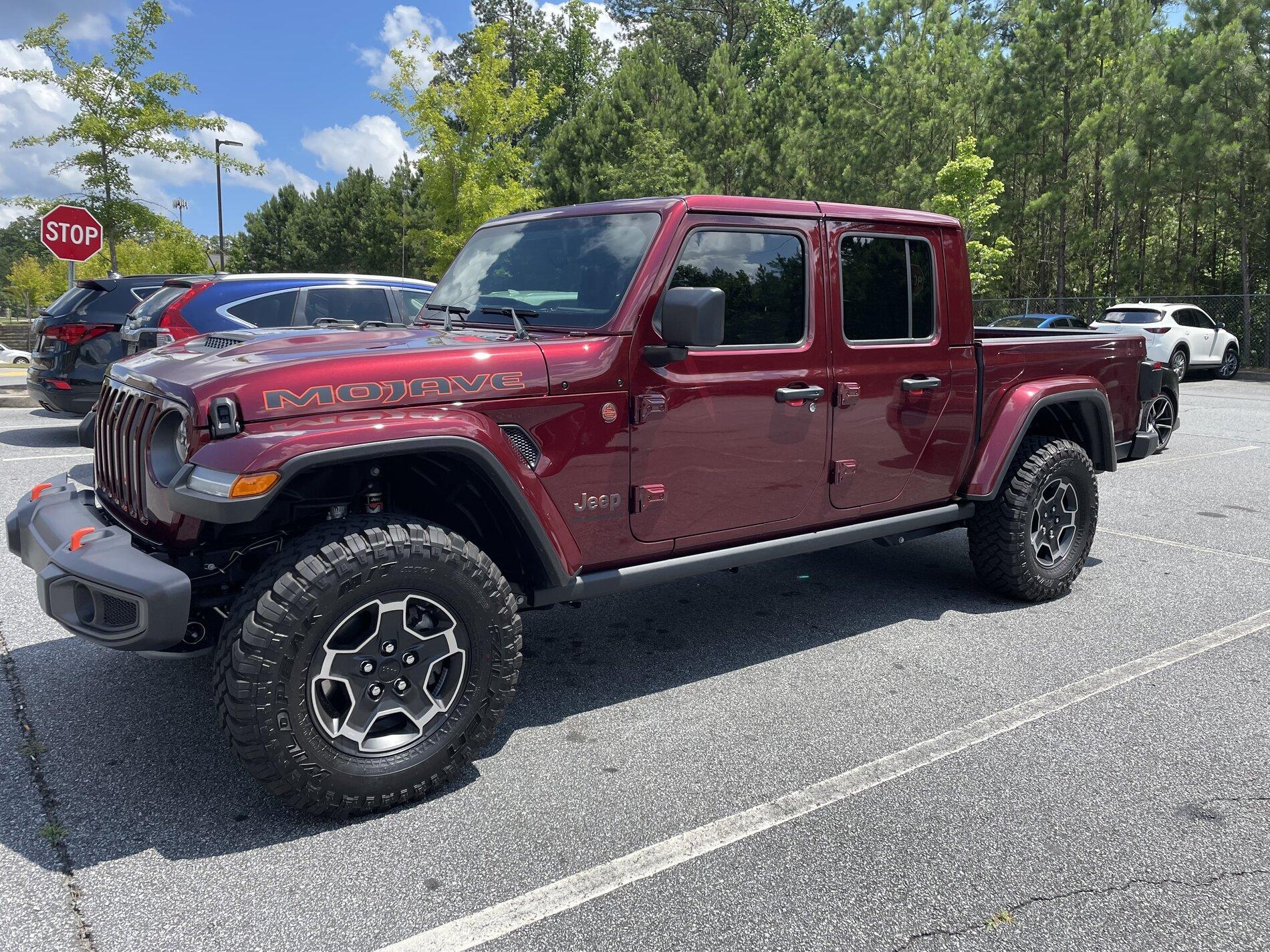 Jeep Gladiator Help me decide - Rubicon or Mojave! 845F6283-8028-4828-9412-FE28755233E3