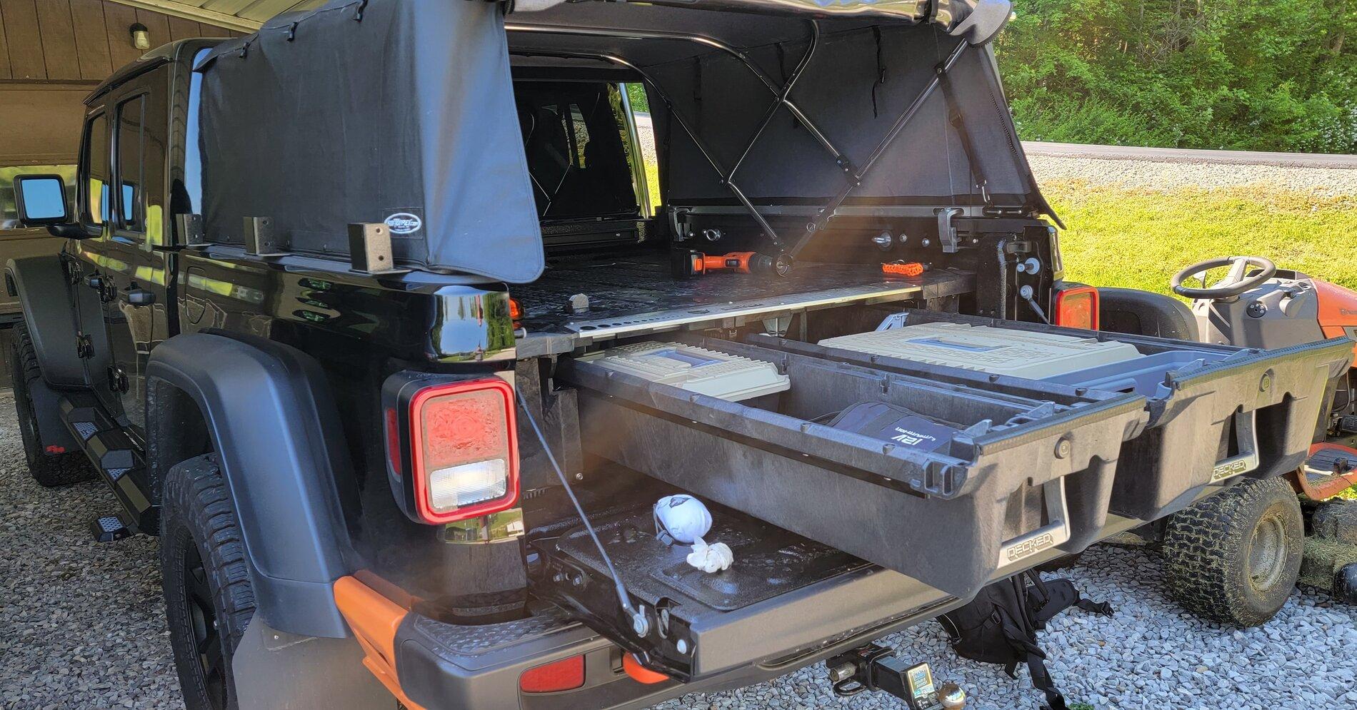 Jeep Gladiator Decked truck bed. Has anyone got one and how do you like it? 20210523_102023