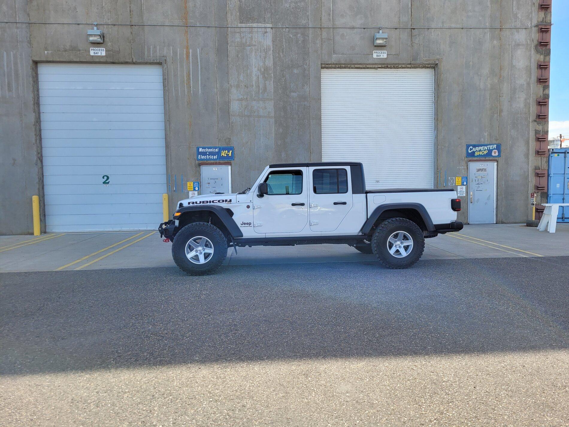 Jeep Gladiator Lets see the spacer lifts 20210624_162127