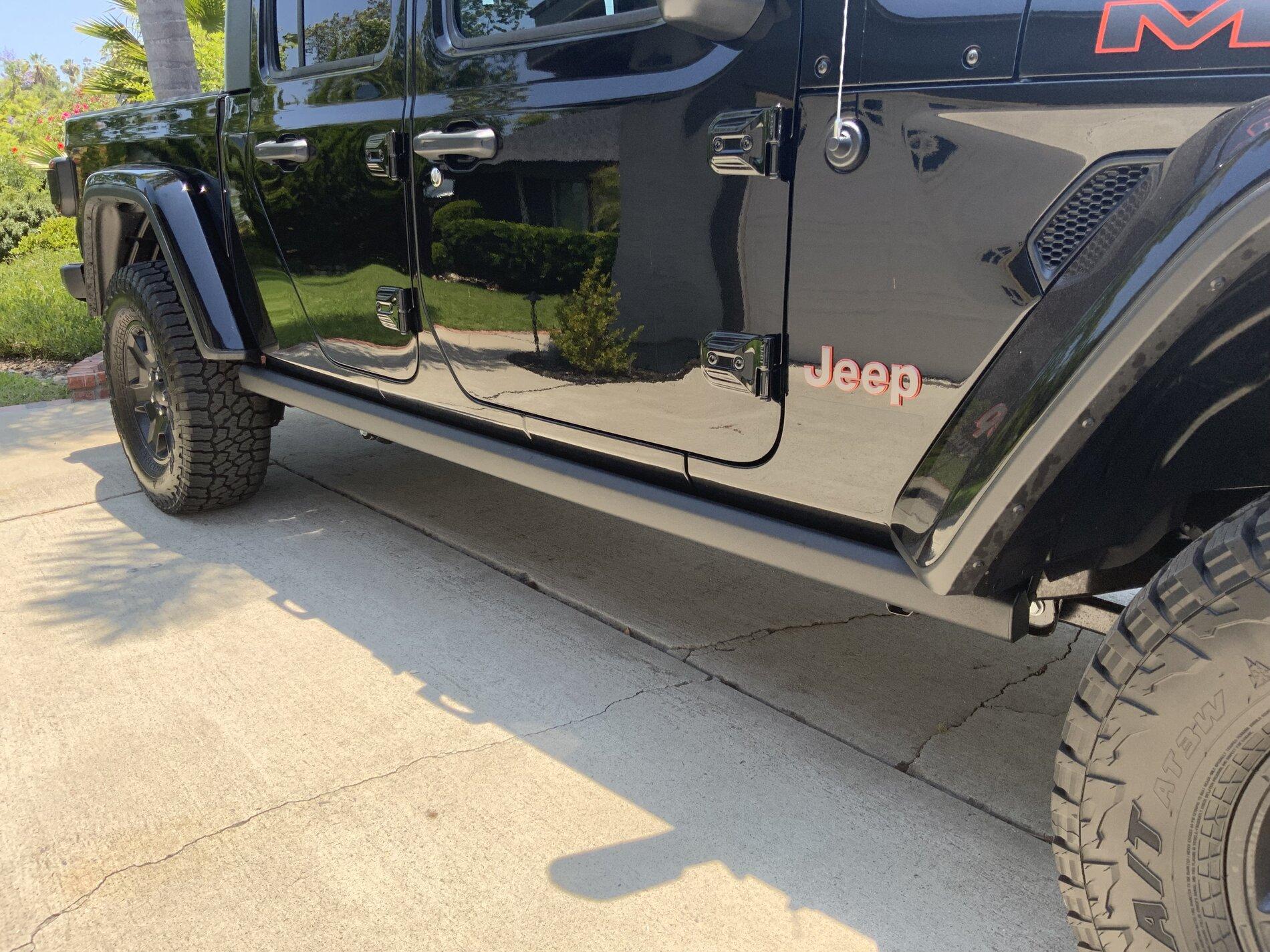Jeep Gladiator New Mojave Rock Sliders C9B5463E-06CF-48D8-B56A-6B482BFBABE9