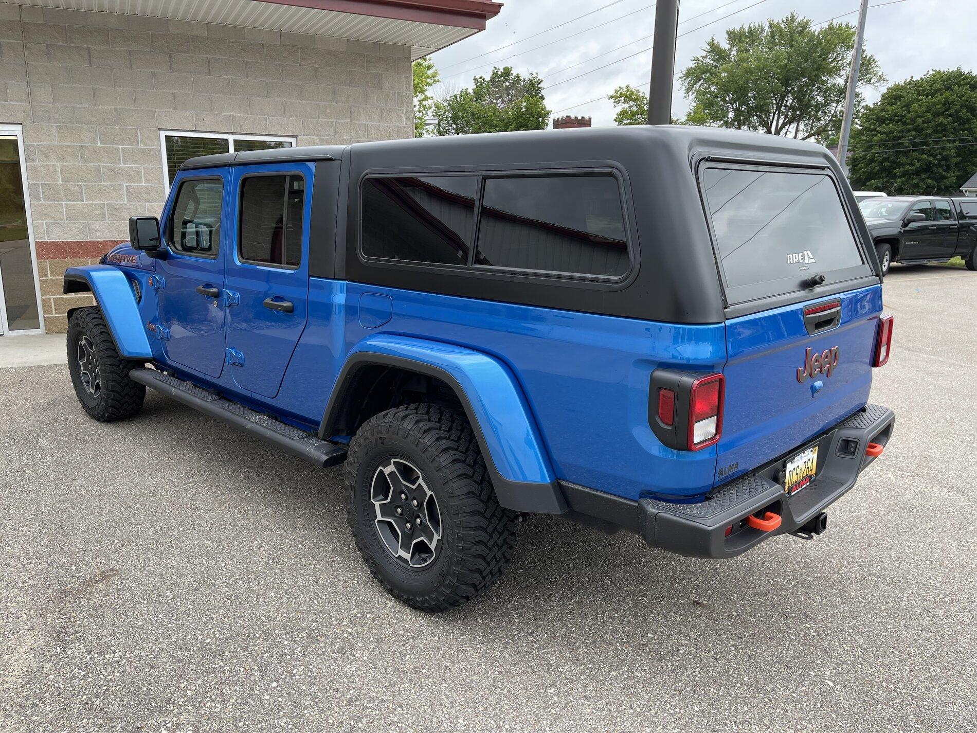 Jeep Gladiator ARE CX HD 485917F7-87A7-443A-85B2-7BEBCD9C461E