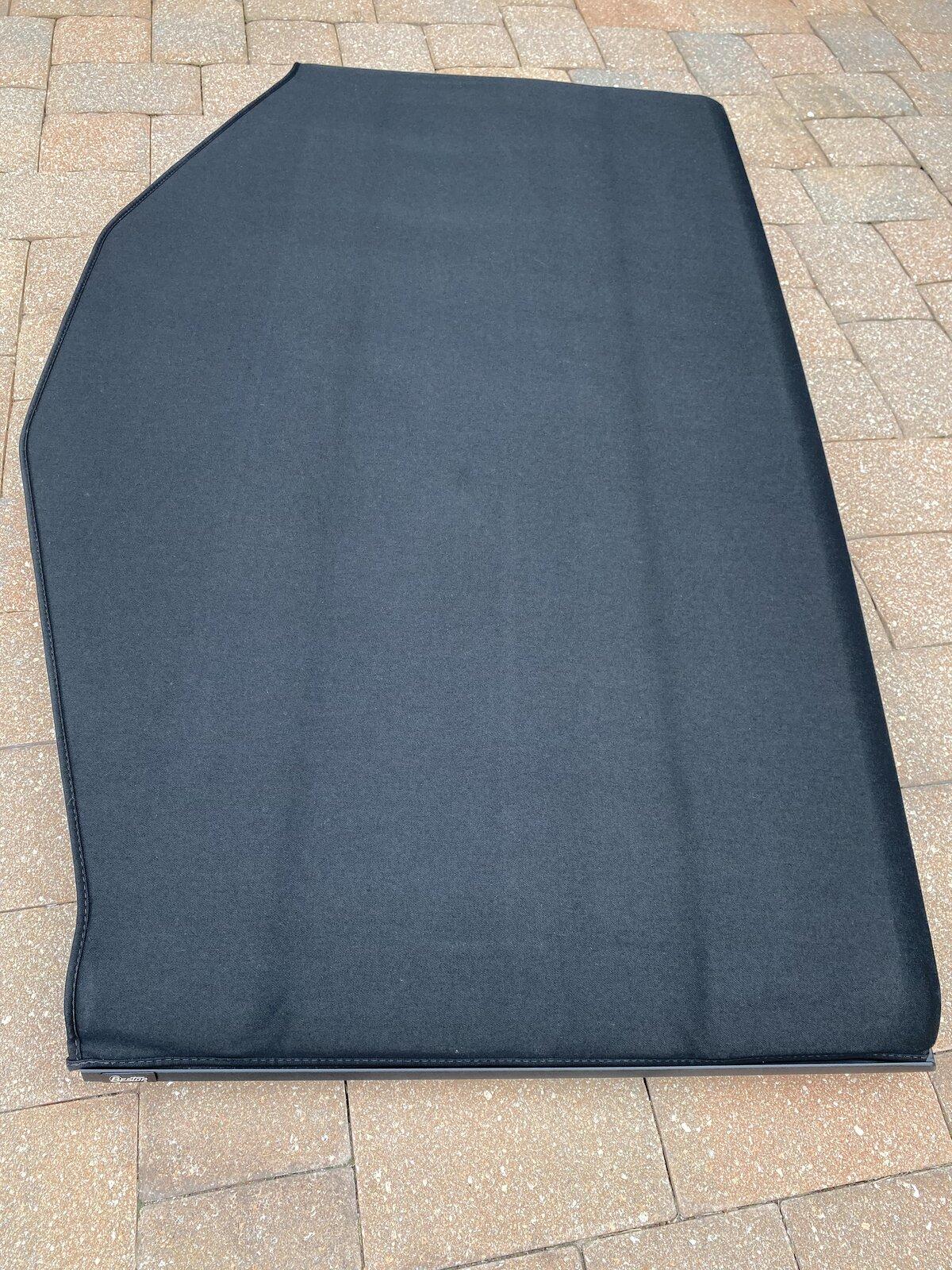 Jeep Gladiator Sunrider Top Black Twill Like New! B877EDC7-E108-46E1-8C13-8D78C4A495A7