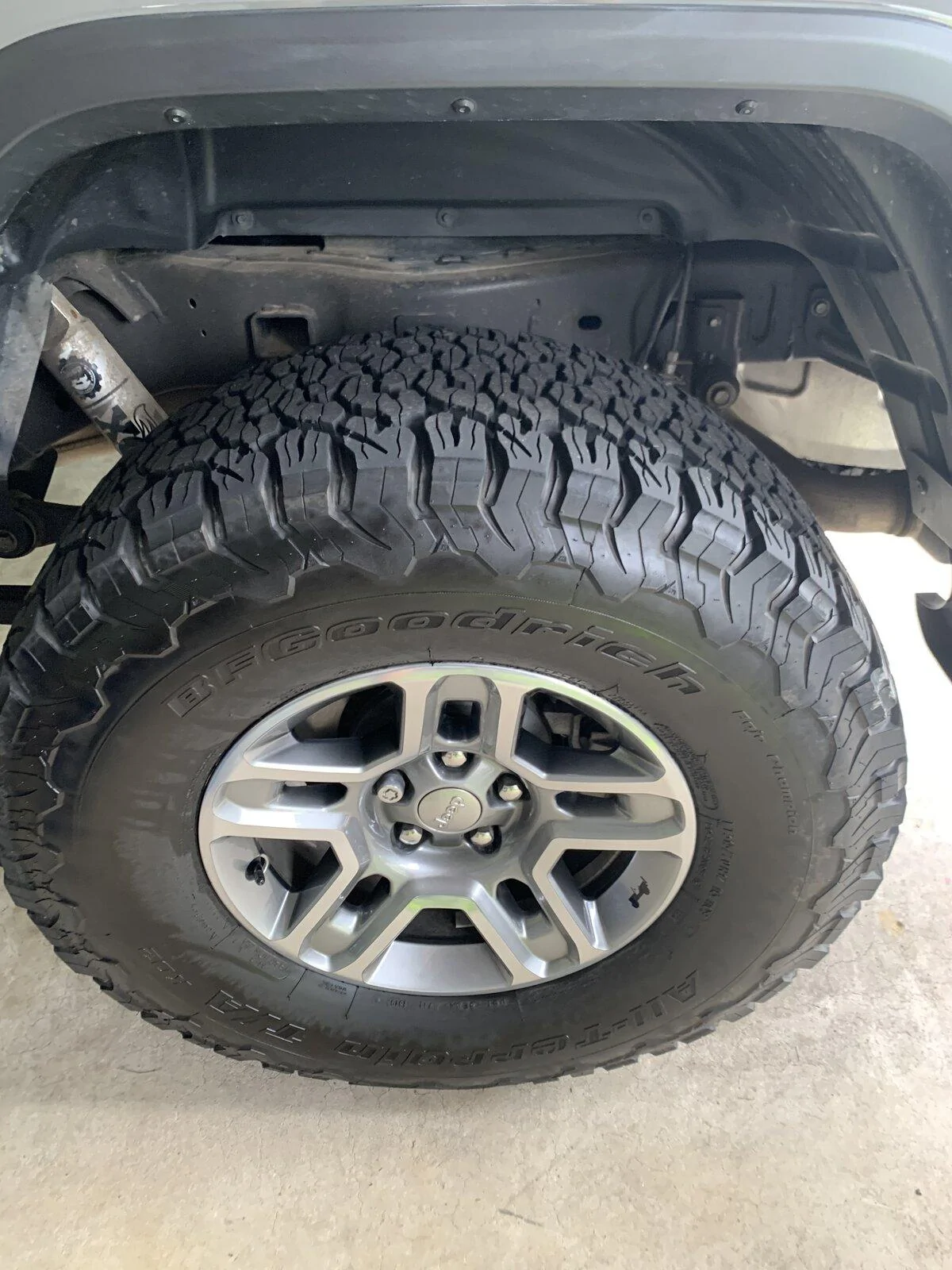 Jeep Gladiator 315/70/17 BFG TA KO2 (35) tires $500 4CF71A55-169F-4092-B6AC-9AC08417539A