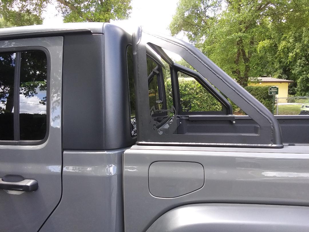 Jeep Gladiator Roll Bars bar1