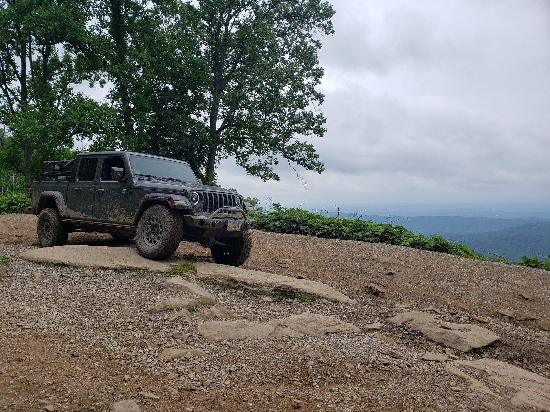 Jeep Gladiator 1.5 level or mopar lift with 35’s? 20210606_142830