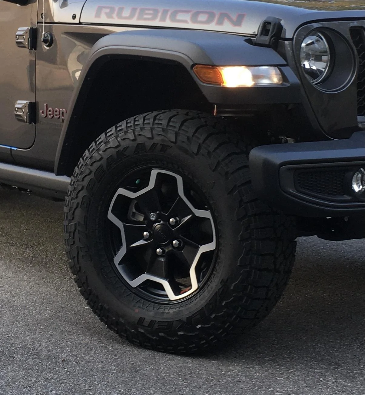 Jeep Gladiator Rubicon take Offs - OEM set of 4 wheels and tires w/TPMS $550 56E51EA8-471C-4AAC-9580-45014362FA18