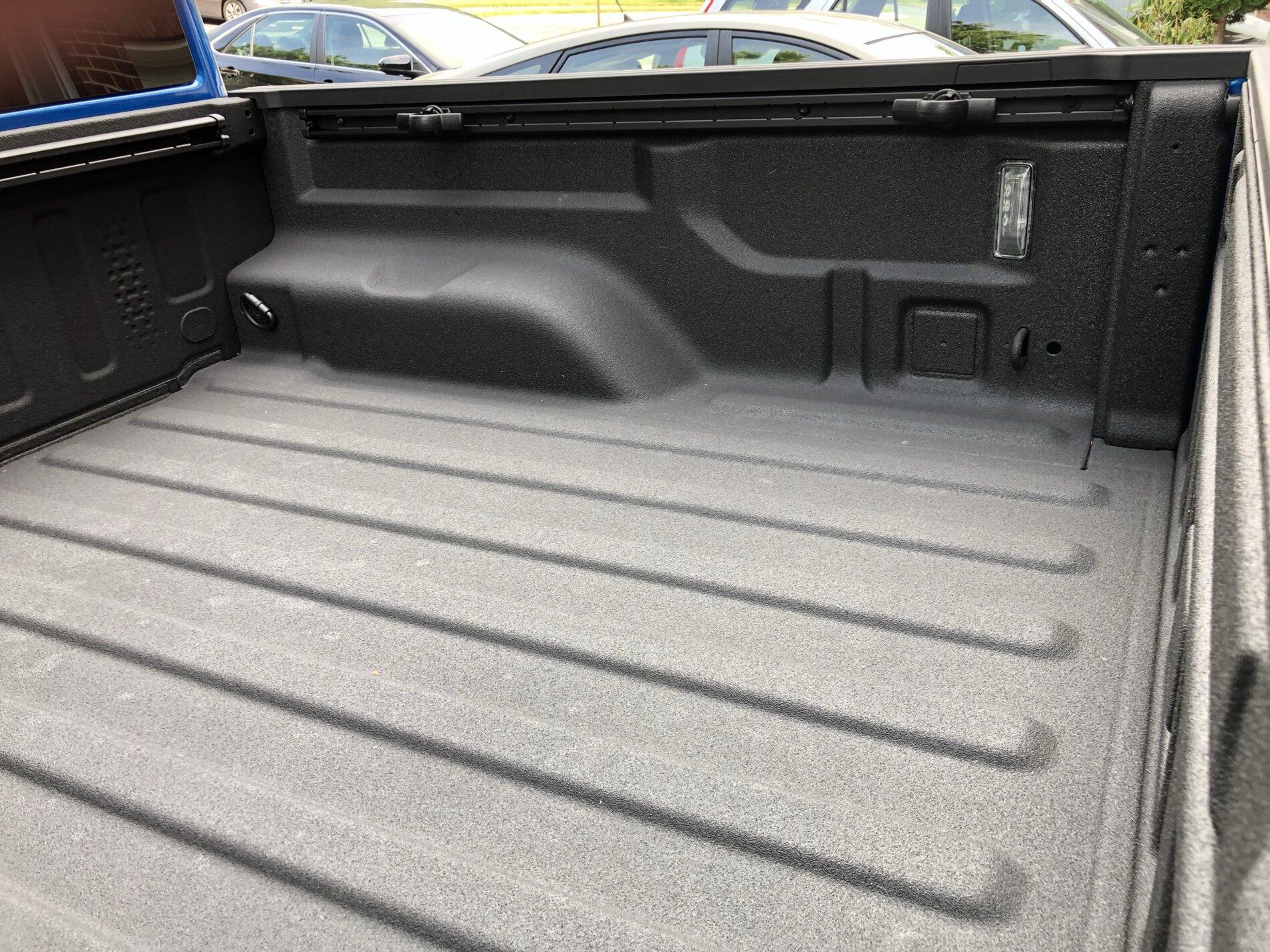 Jeep Gladiator Zima Blue - build thread for Hydro Blue Pearl JTR - slow build... IMG_1998.JPEG