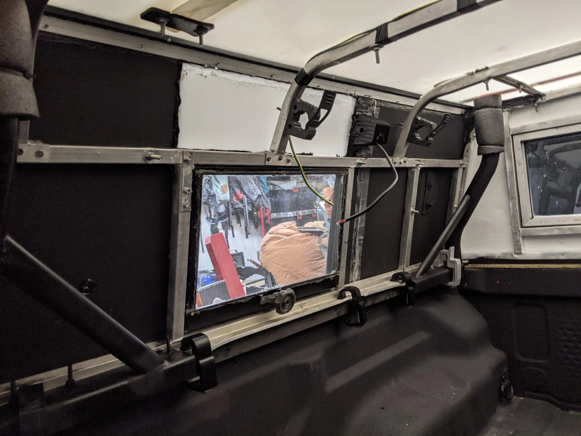 Jeep Gladiator Operation  "Cheap topper": Warning... this is in process... PXL_20210626_183351817